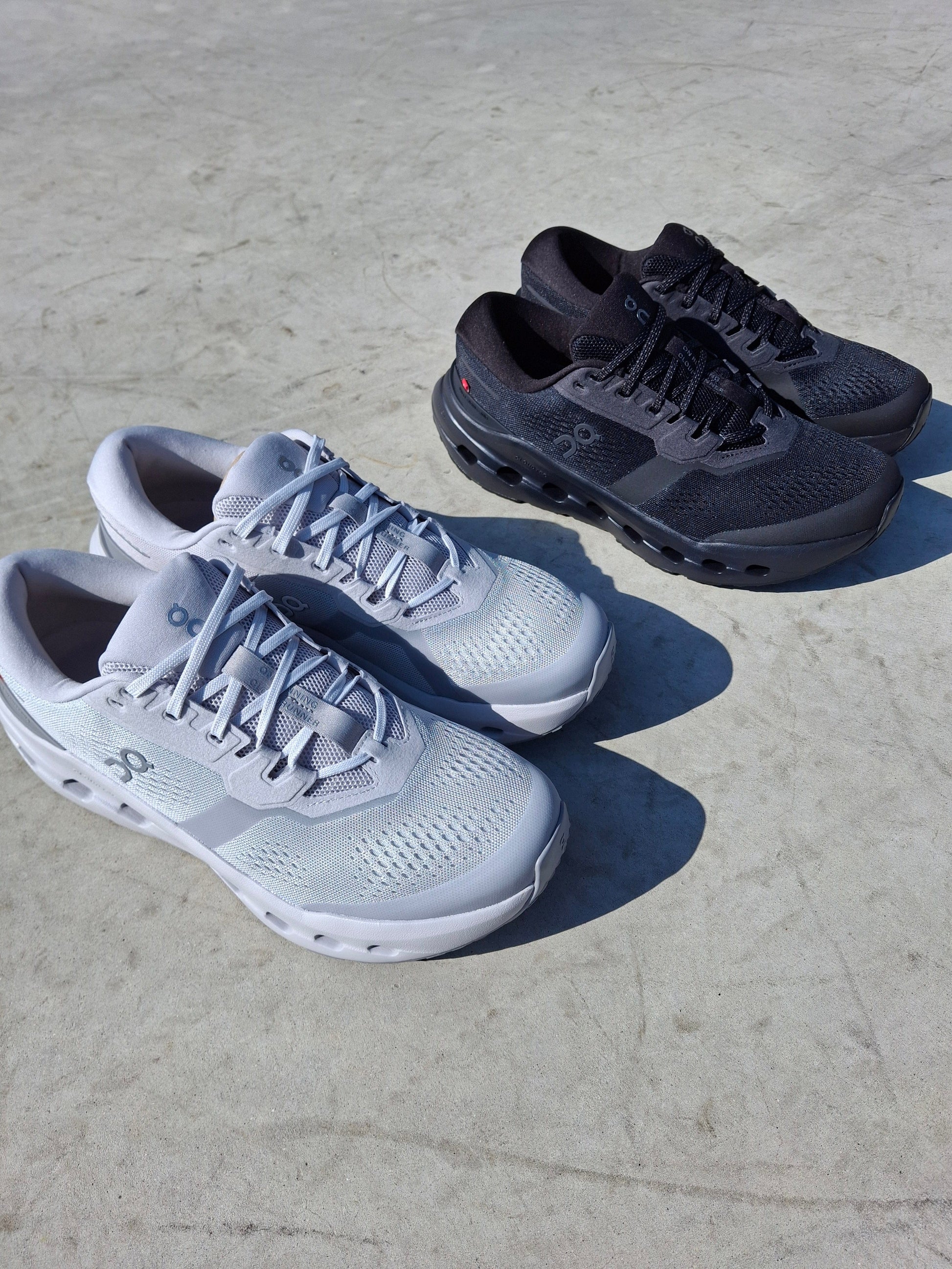 On Cloudrunner 3 'Glacier Alloy' — UK 6.5 | EU 40 | US 7 — Alternate View 9