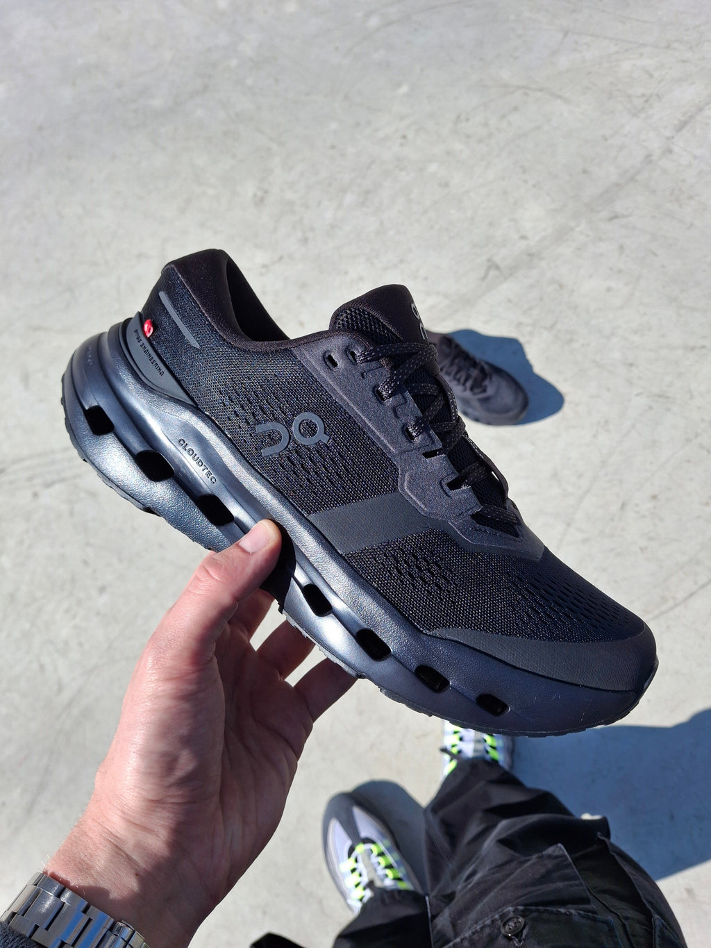 On Cloudrunner 3 'Black Black' — UK 6.5 | EU 40 | US 7 — Alternate View 8