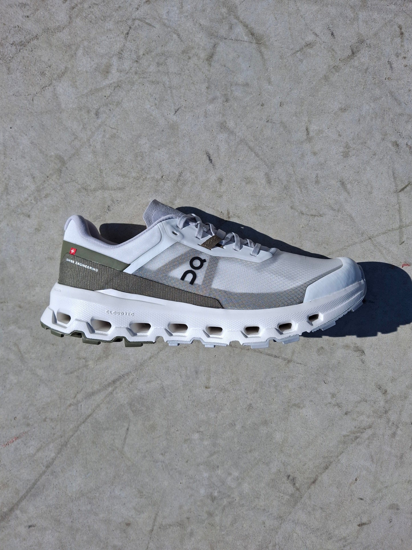On Cloudvista 2 'Ivory Olive' — UK 6.5 | EU 40 | US 7 — Alternate View 8