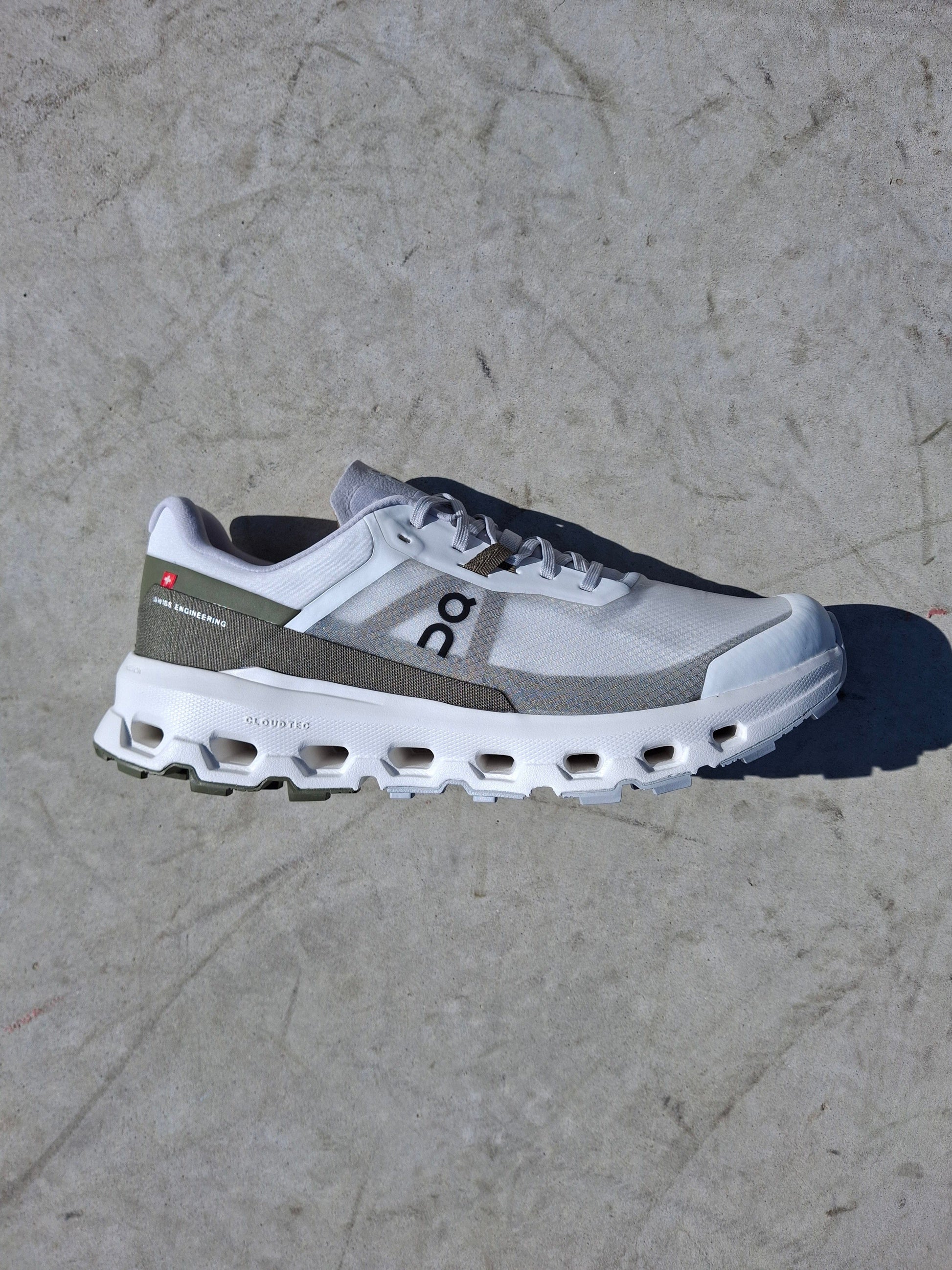 On Cloudvista 2 'Ivory Olive' — UK 6.5 | EU 40 | US 7 — Alternate View 8