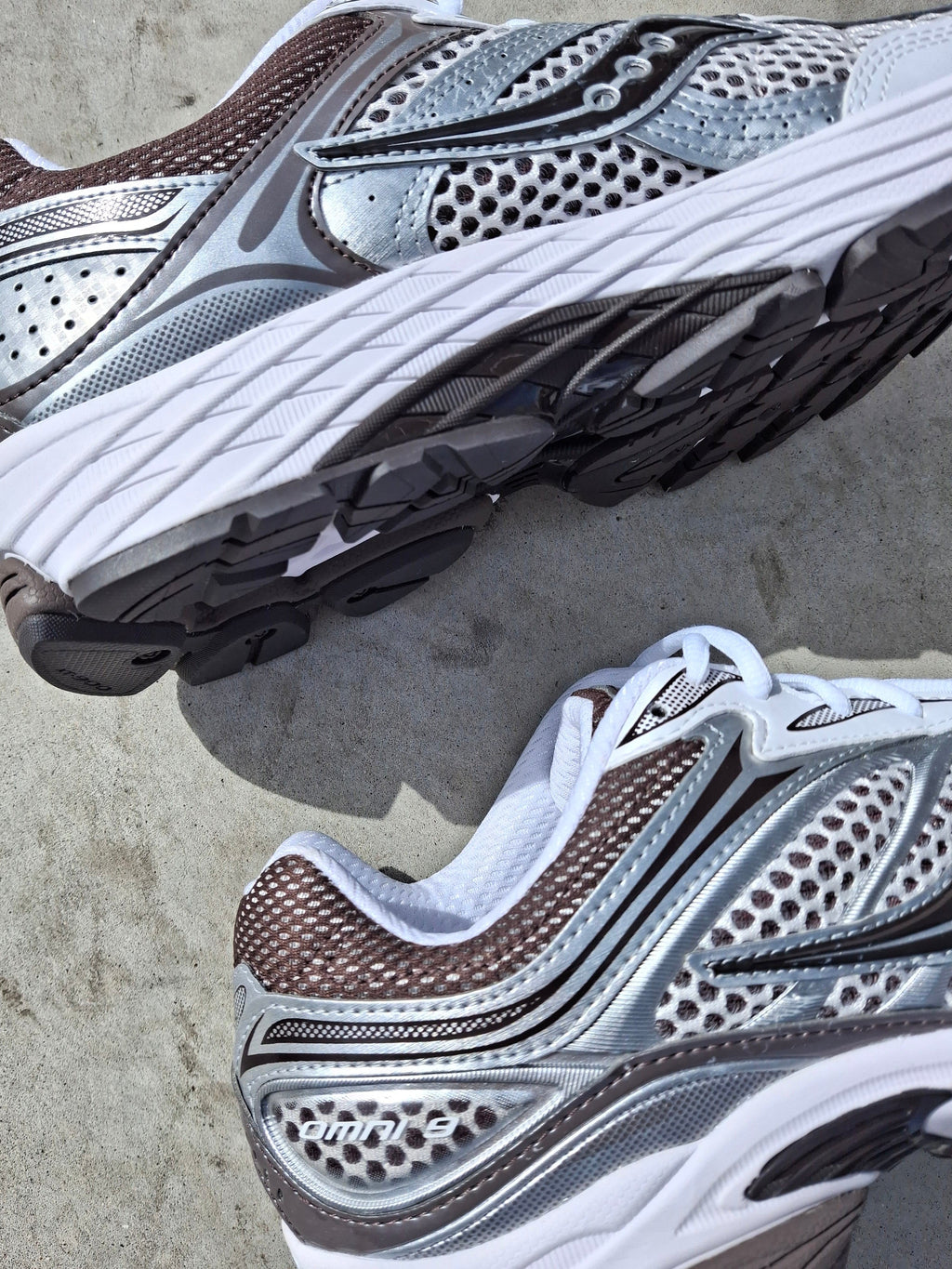 Saucony Progrid Omni 9 'White Brown' — UK 1 — Alternate View 7