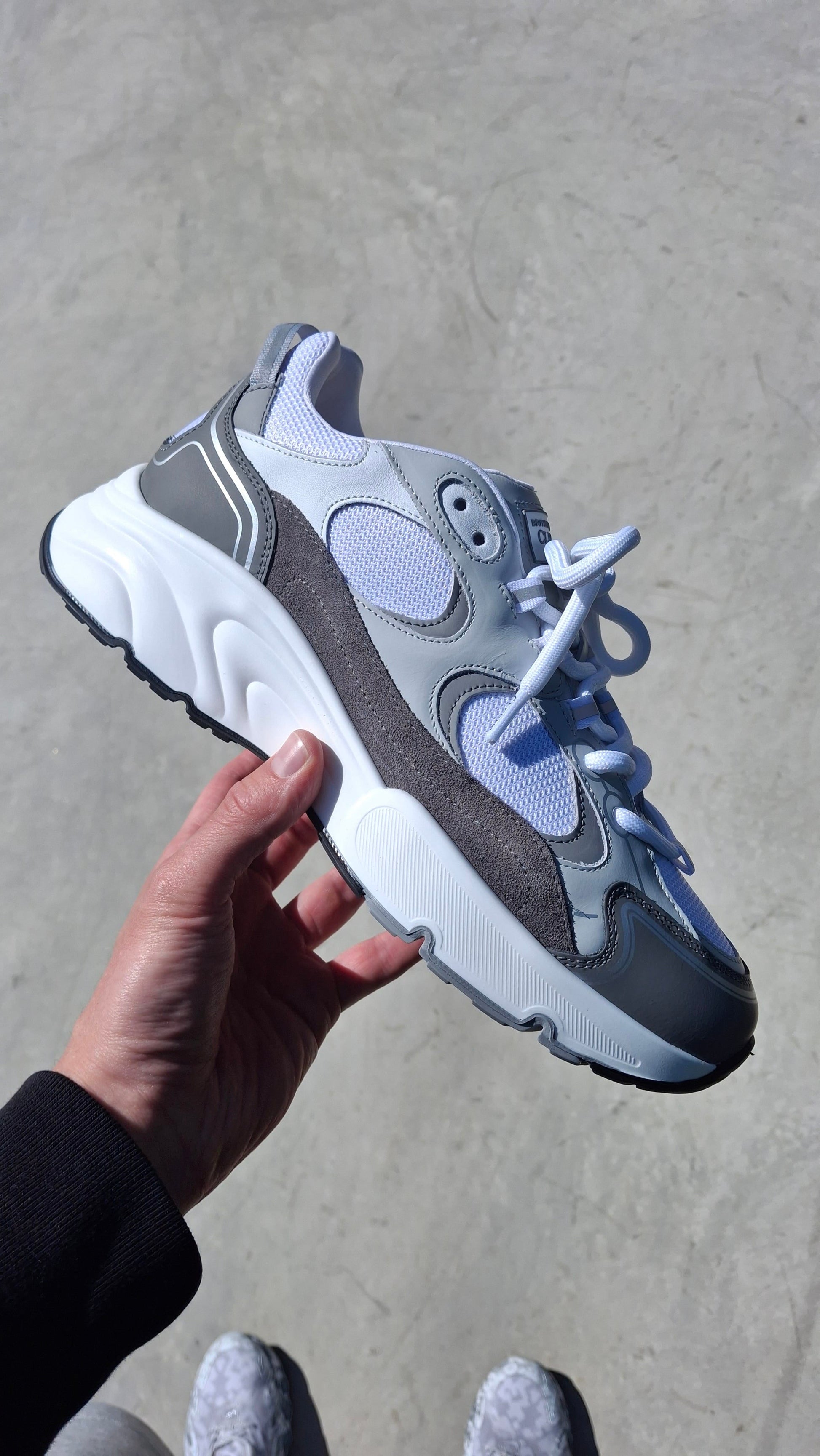 Cleens Pulse Runner 'Dove Grey' — UK 3 | EU 37 | US 4 — Lifestyle View