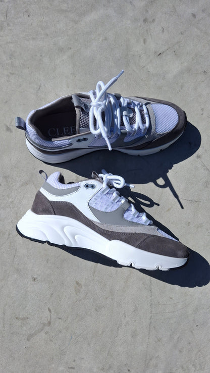 Cleens Aero Runner 'Dove Grey' — UK 3 | EU 37 | US 4 — Lifestyle View