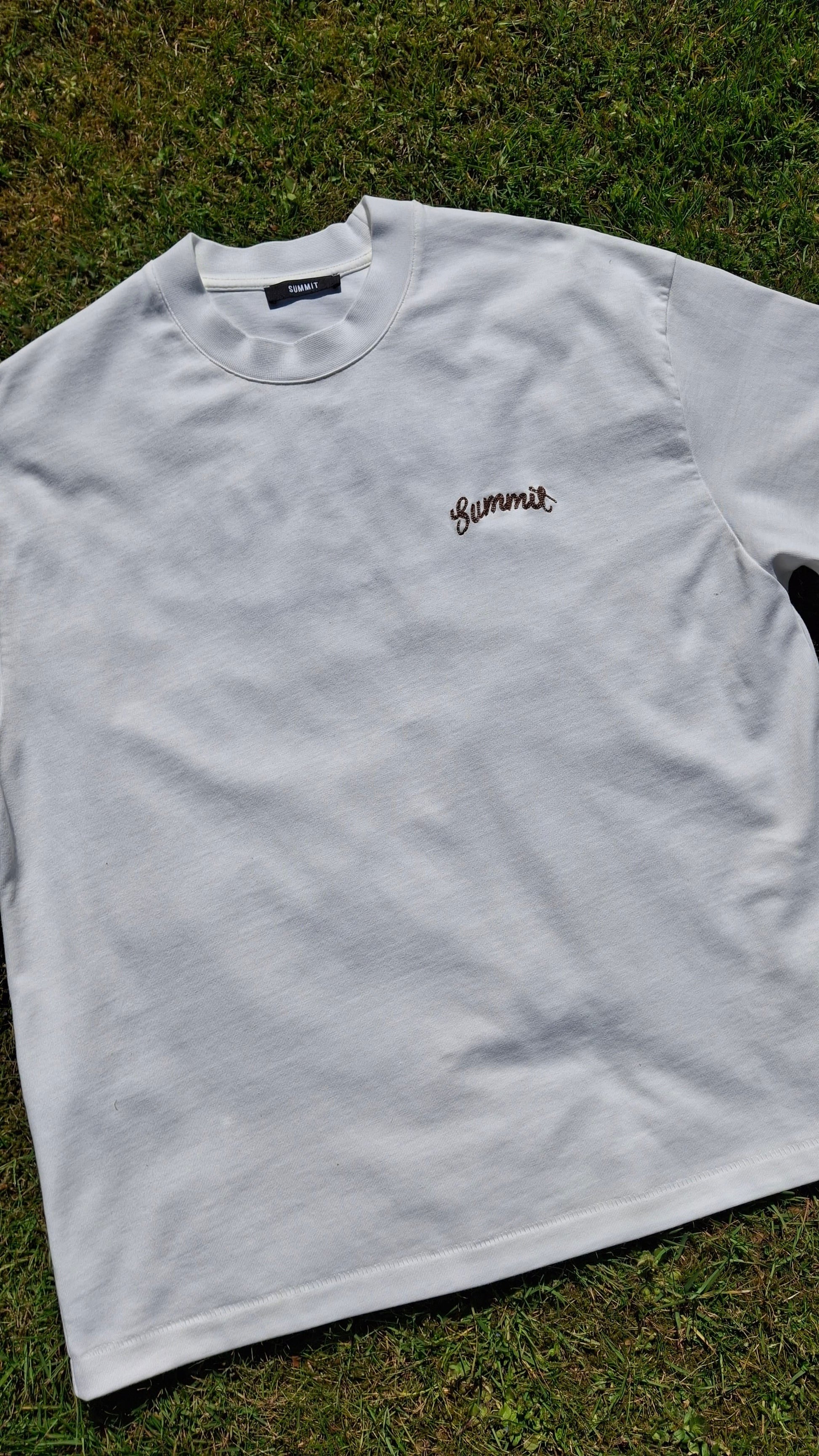 Summit Chainstitch T-Shirt 'Ecru' — XXS — Detail View