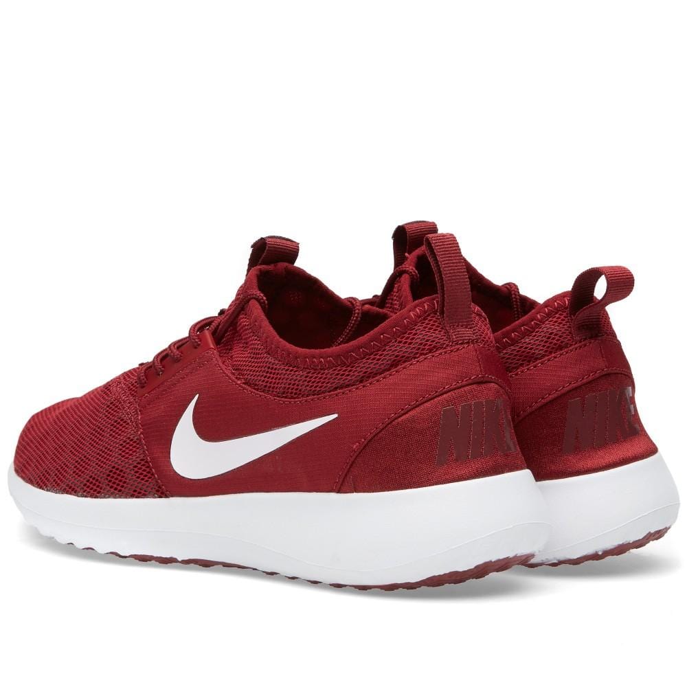 NIKE JUVENATE Team Red & White — UK 3 | EU 35.5 | US 3.5 — Top View
