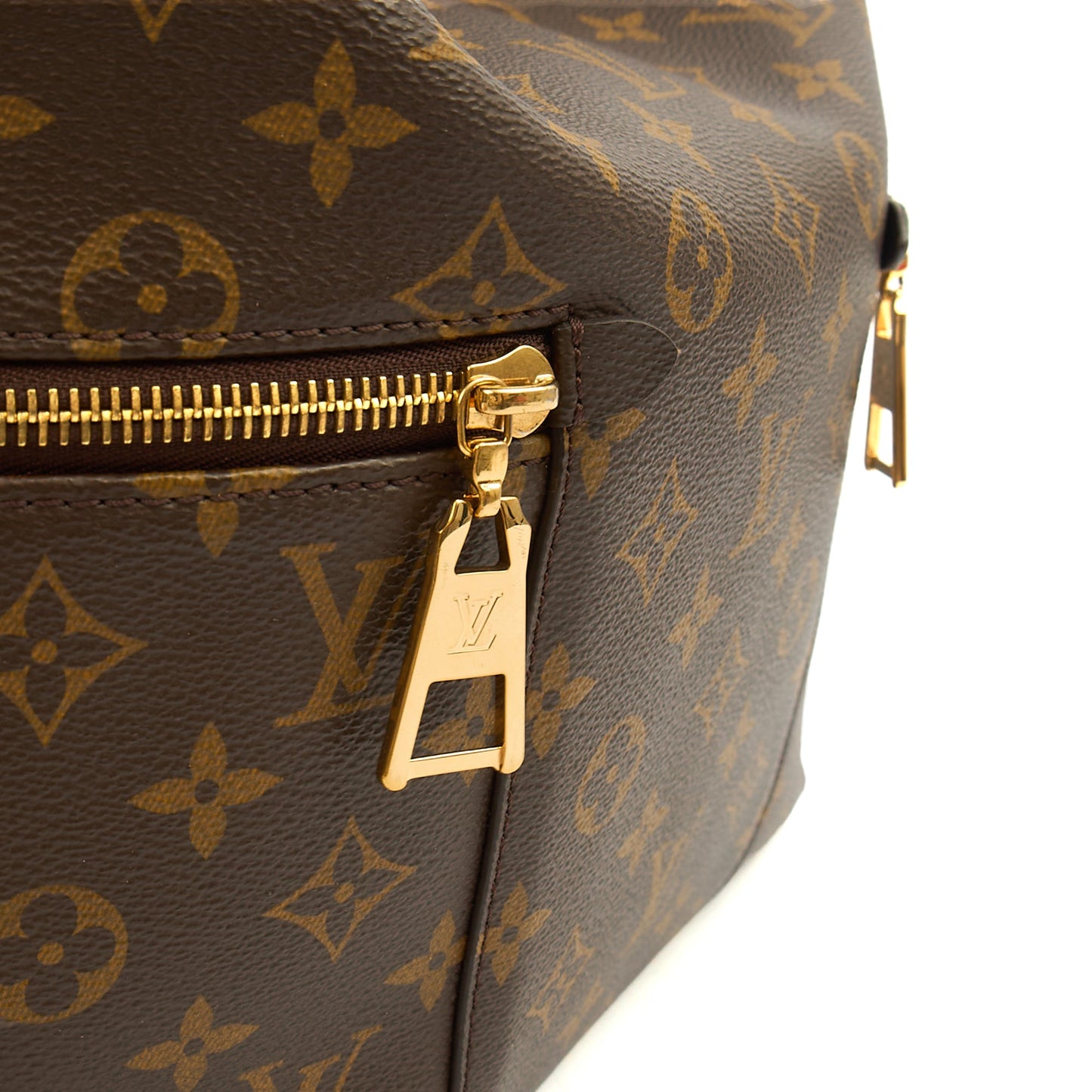 Louis Vuitton Tote Melie in Monogram, Canvas — Lifestyle View