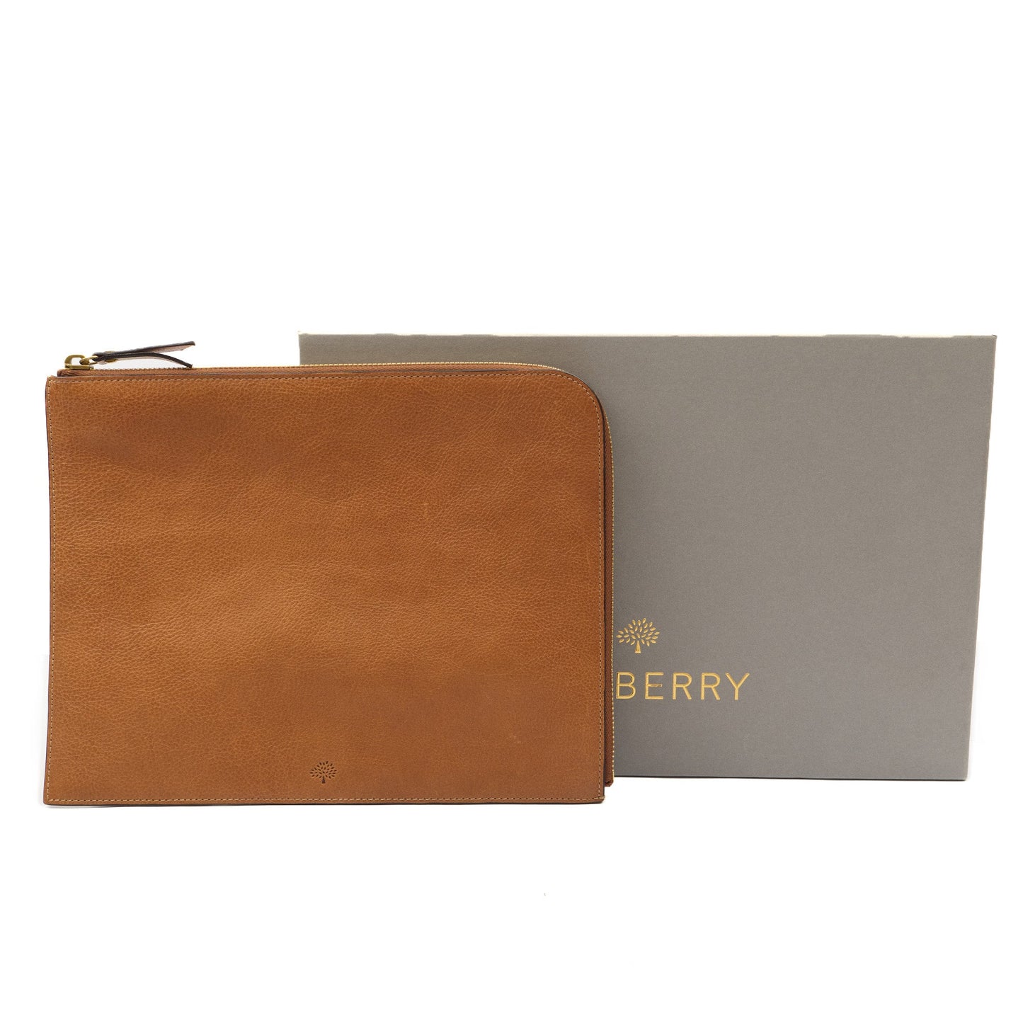 Mulberry Clutch Pouch in Oak, Calfskin Leather — Lifestyle View