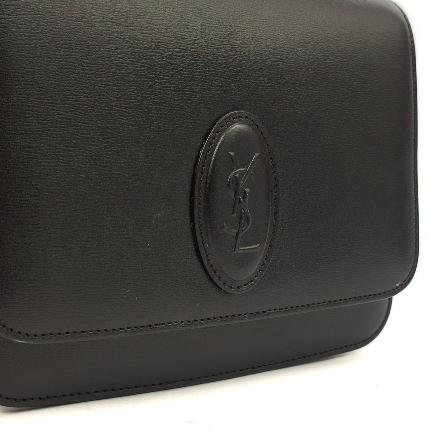 Saint Laurent Shoulder Bag LE 61 in Black, Calfskin Leather — Alternate View 18