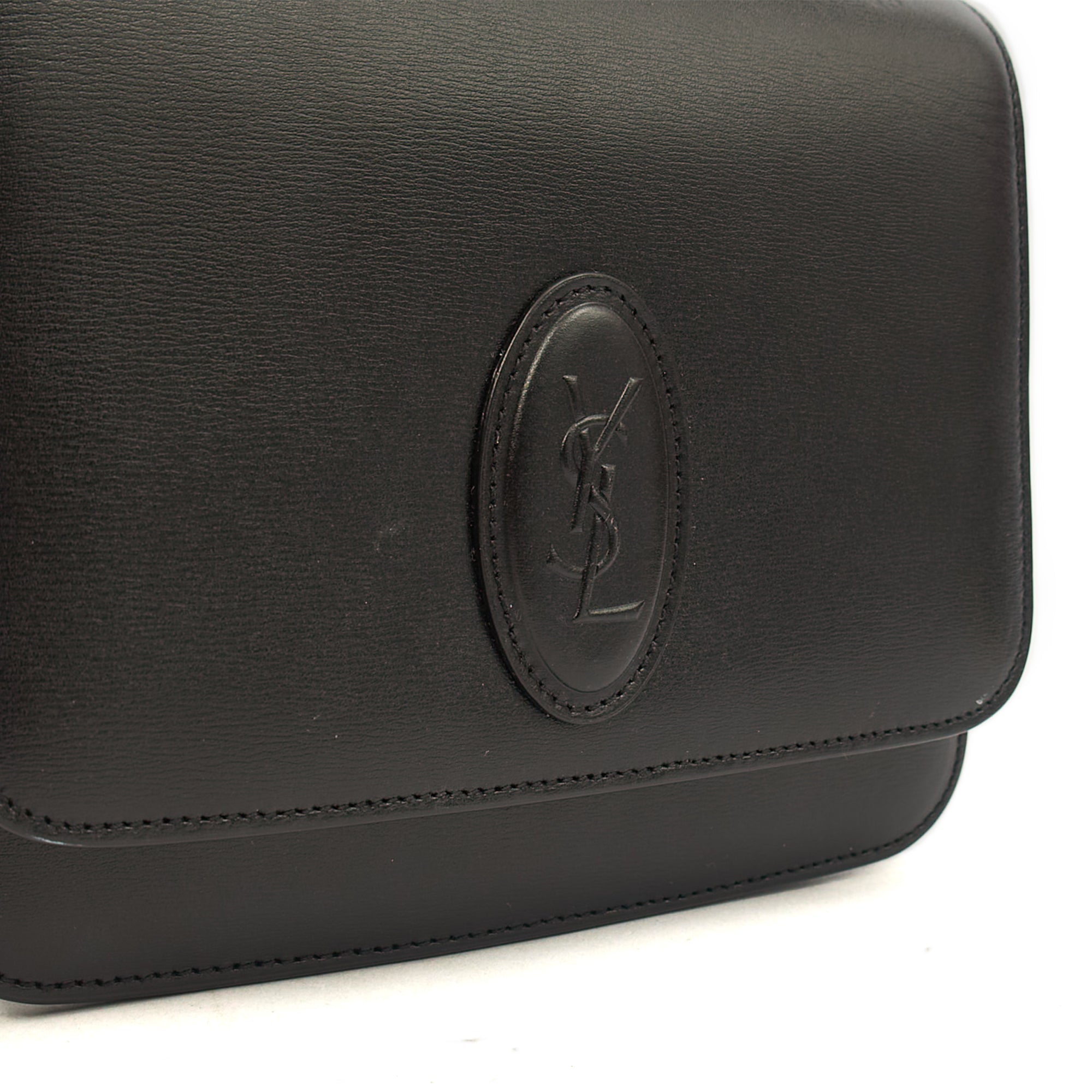 Saint Laurent Shoulder Bag LE 61 in Black, Calfskin Leather — Alternate View 18