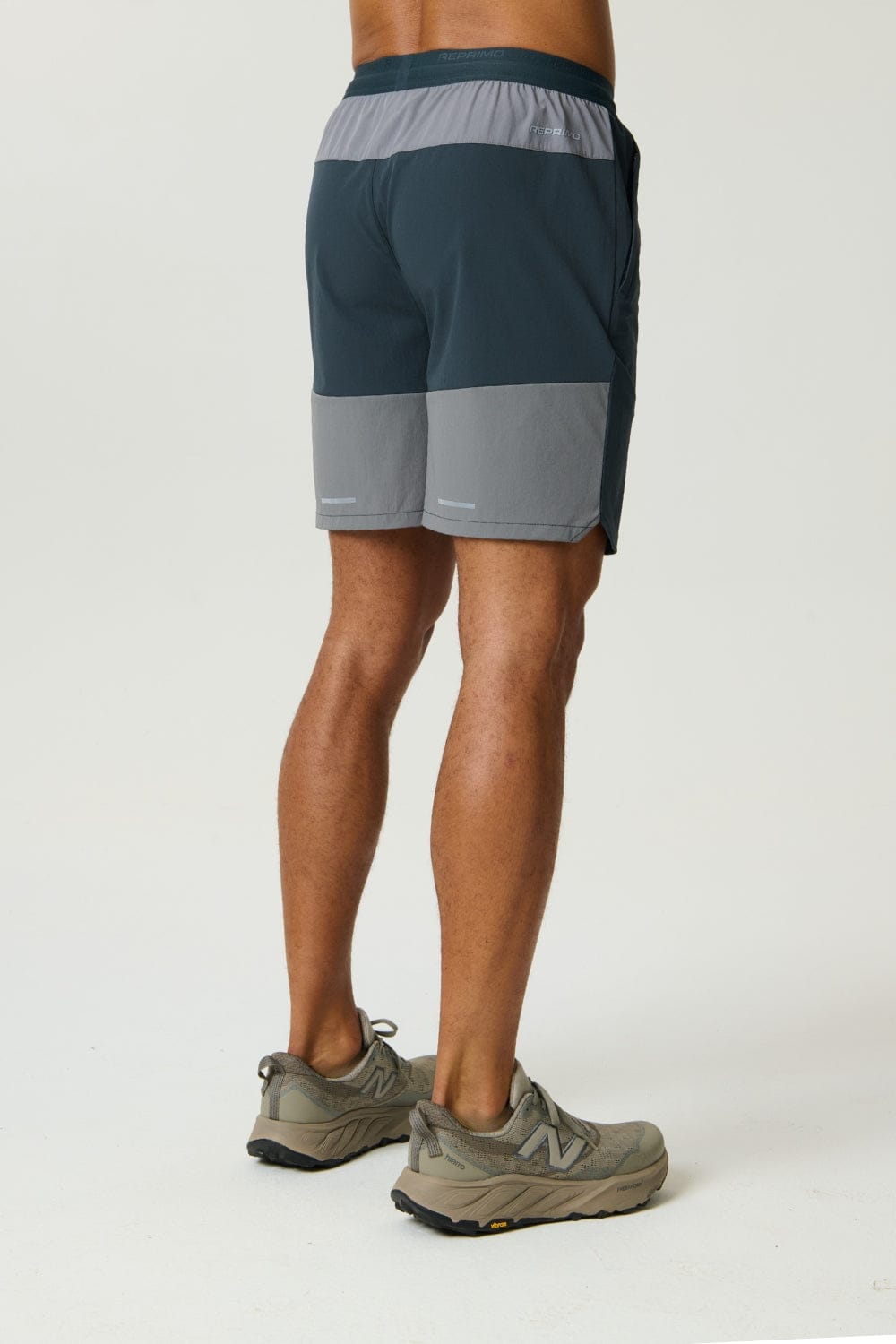 Reprimo Flight Short 'Gargoyle Ash Green' — XS — Side View