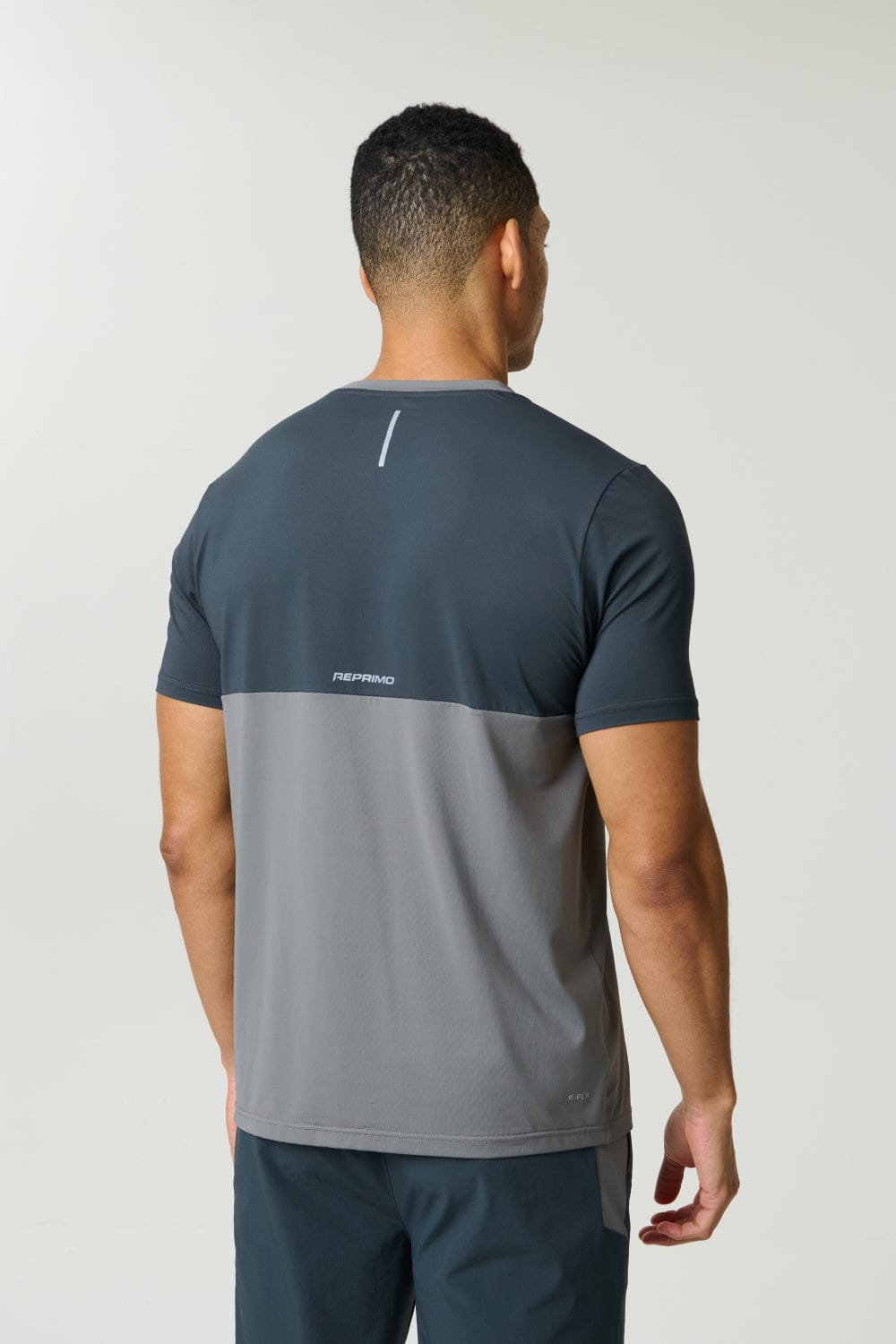 Reprimo Flight T-Shirt 'Gargoyle Ash Green' — XS — Side View