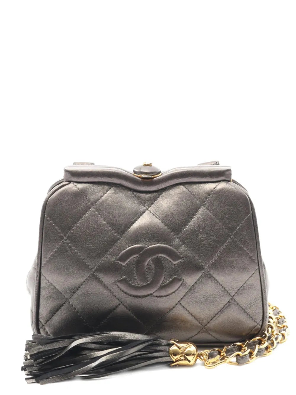 Chanel Pre Owned 1989 1991 Matelasse Chain Shoulder Bag — Same as shown — Size One Size — Front View