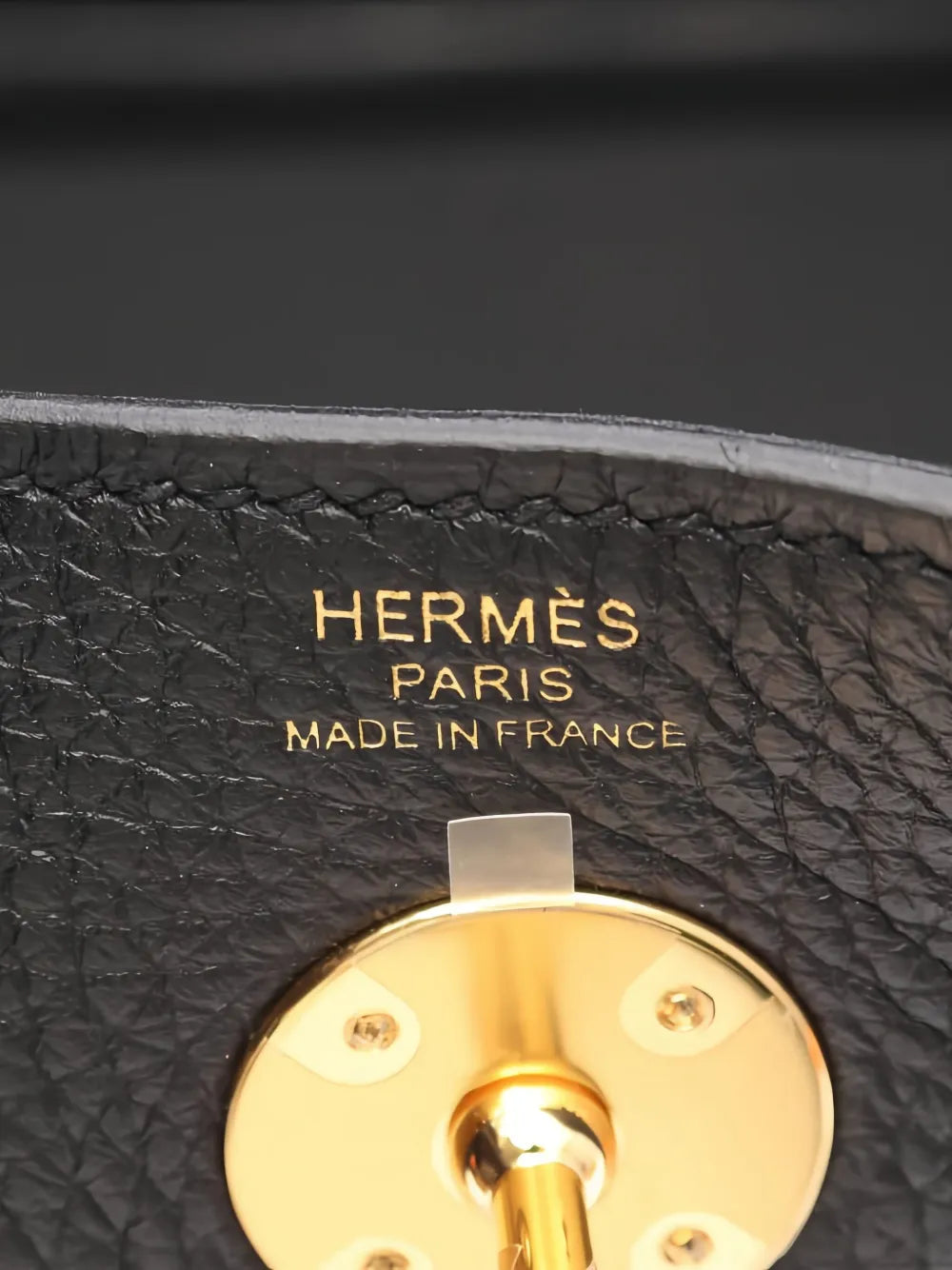 Hermes Pre Owned 2025 Lindy 26 Leather Shoulder Bag — Same as shown — Size One Size — Detail View