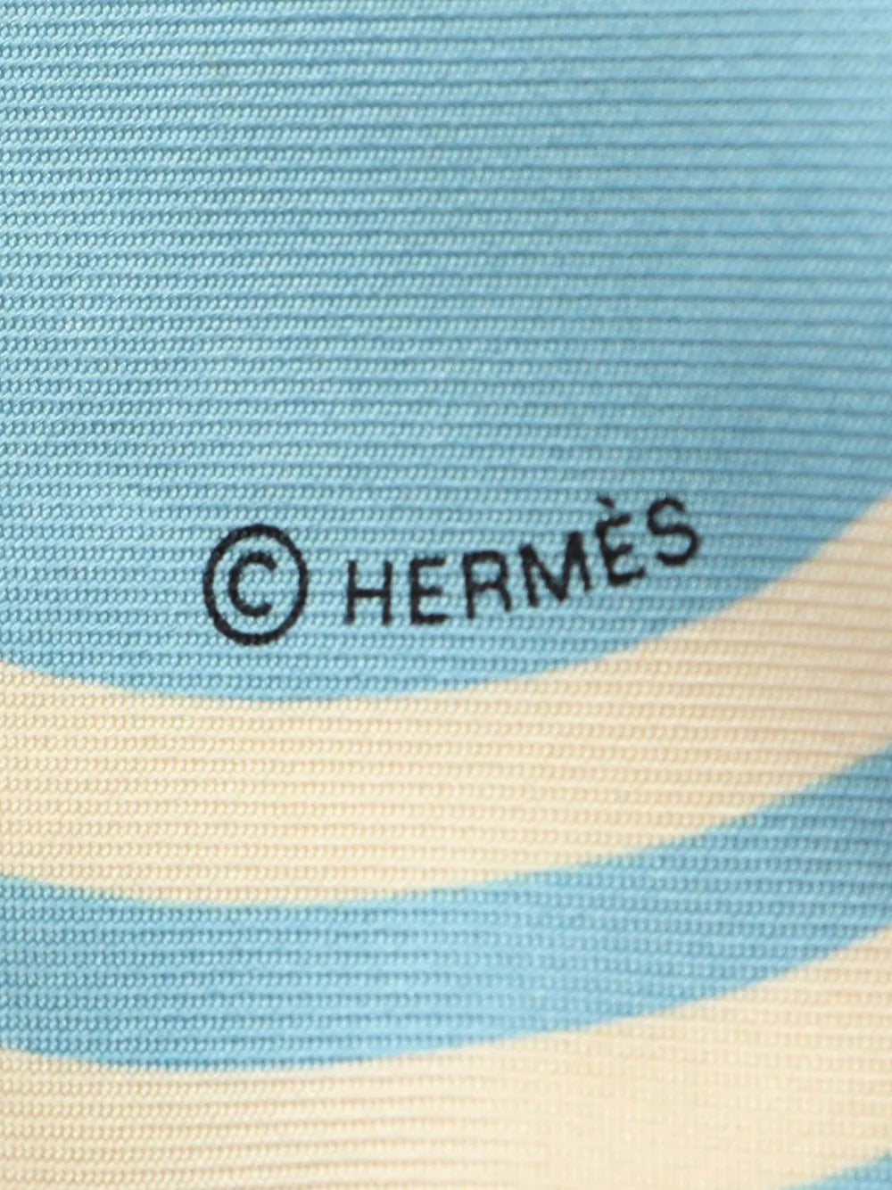 Hermes Pre Owned 2019 Silk Swift Brides De Gala Tattoo Silky City 33 Shoulder Bag — Same as shown — Size One Size — Detail View