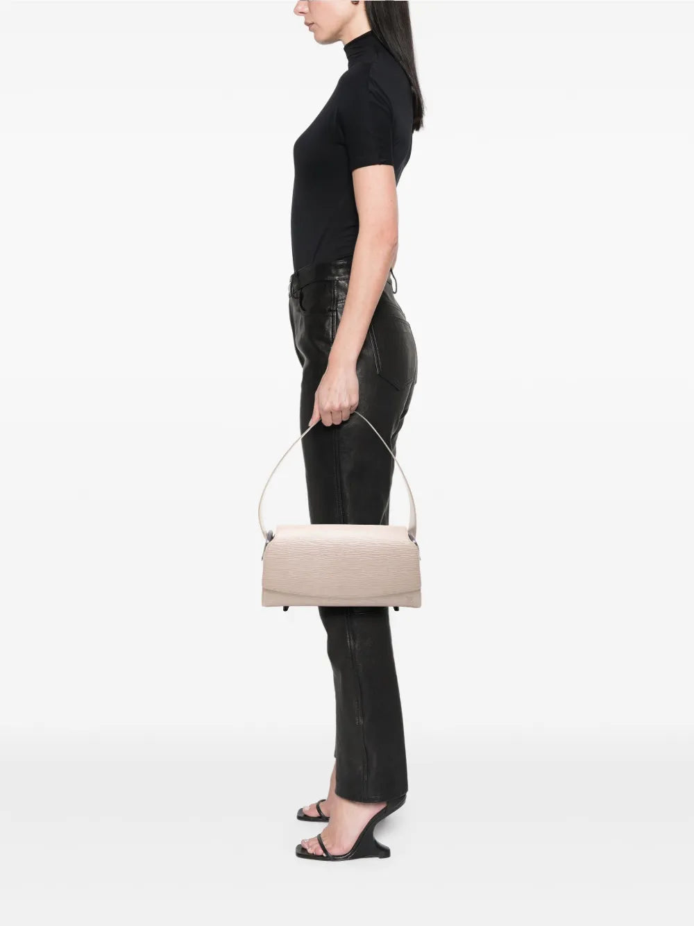 Louis Vuitton Pre Owned 2001 Epi Nocturne Gm Shoulder Bag — Same as shown — Size One Size — Side View