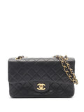 Chanel Pre Owned 1989 1991 Matelasse Chain Shoulder Bag — Same as shown — Size One Size — Front View