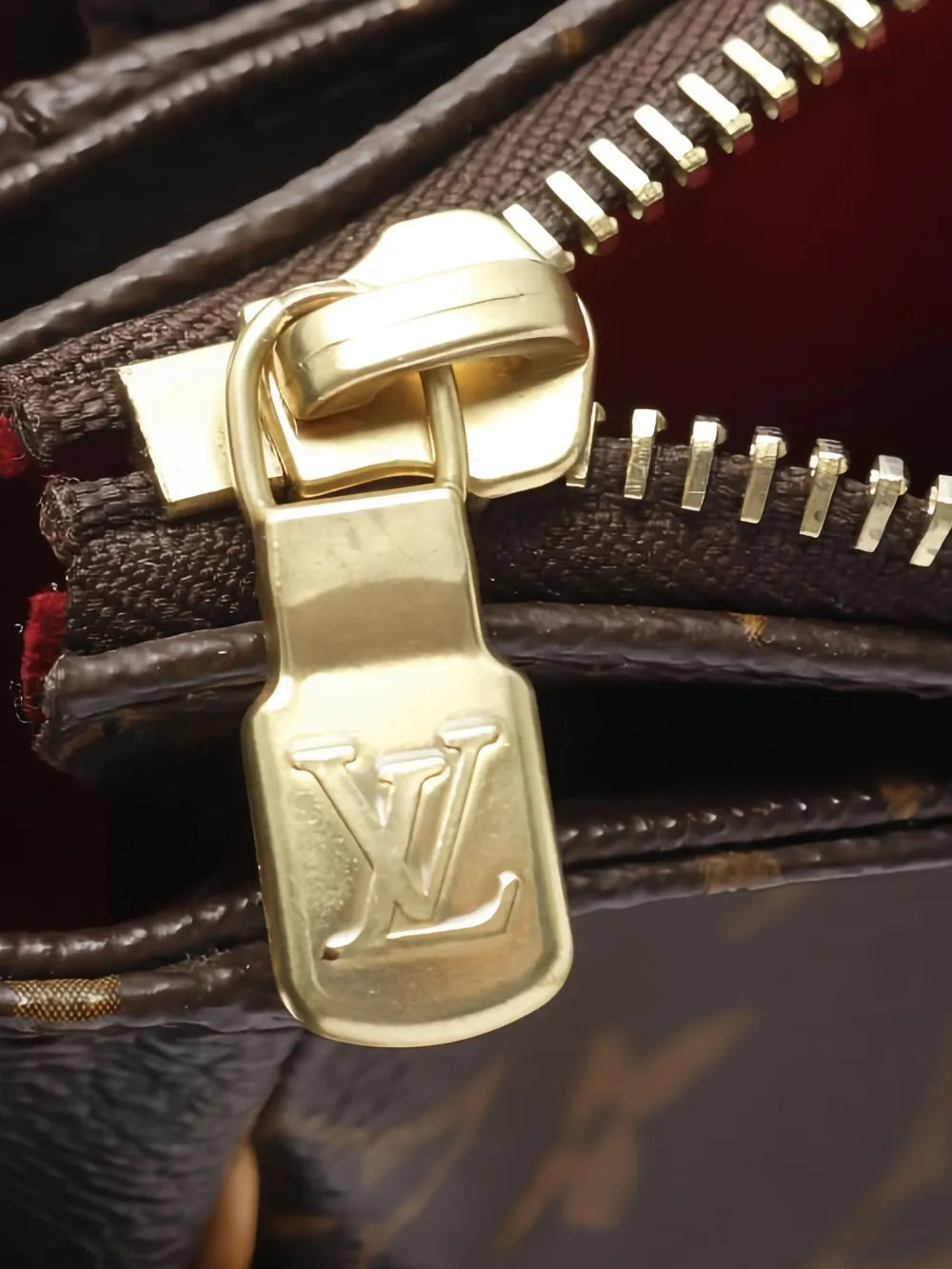 Louis Vuitton Pre Owned 2005 Pm Viva Cite Monogram Shoulder Bag — Same as shown — Size One Size — Back View
