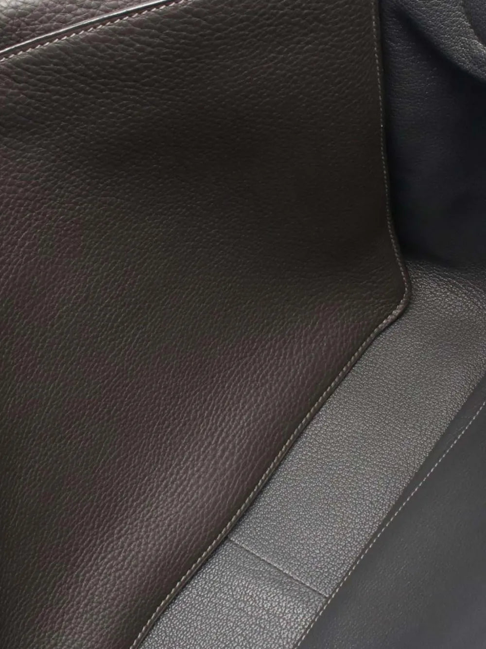 Hermes Pre Owned 2004 Taurillon Clemence Steve Caporal 35 Shoulder Bag — Same as shown — Size One Size — Top View