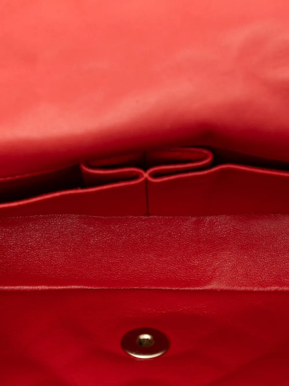 Chanel Pre Owned 2009 2010 Classic Lambskin East West Single Flap Shoulder Bag — Same as shown — Size One Size — Detail View