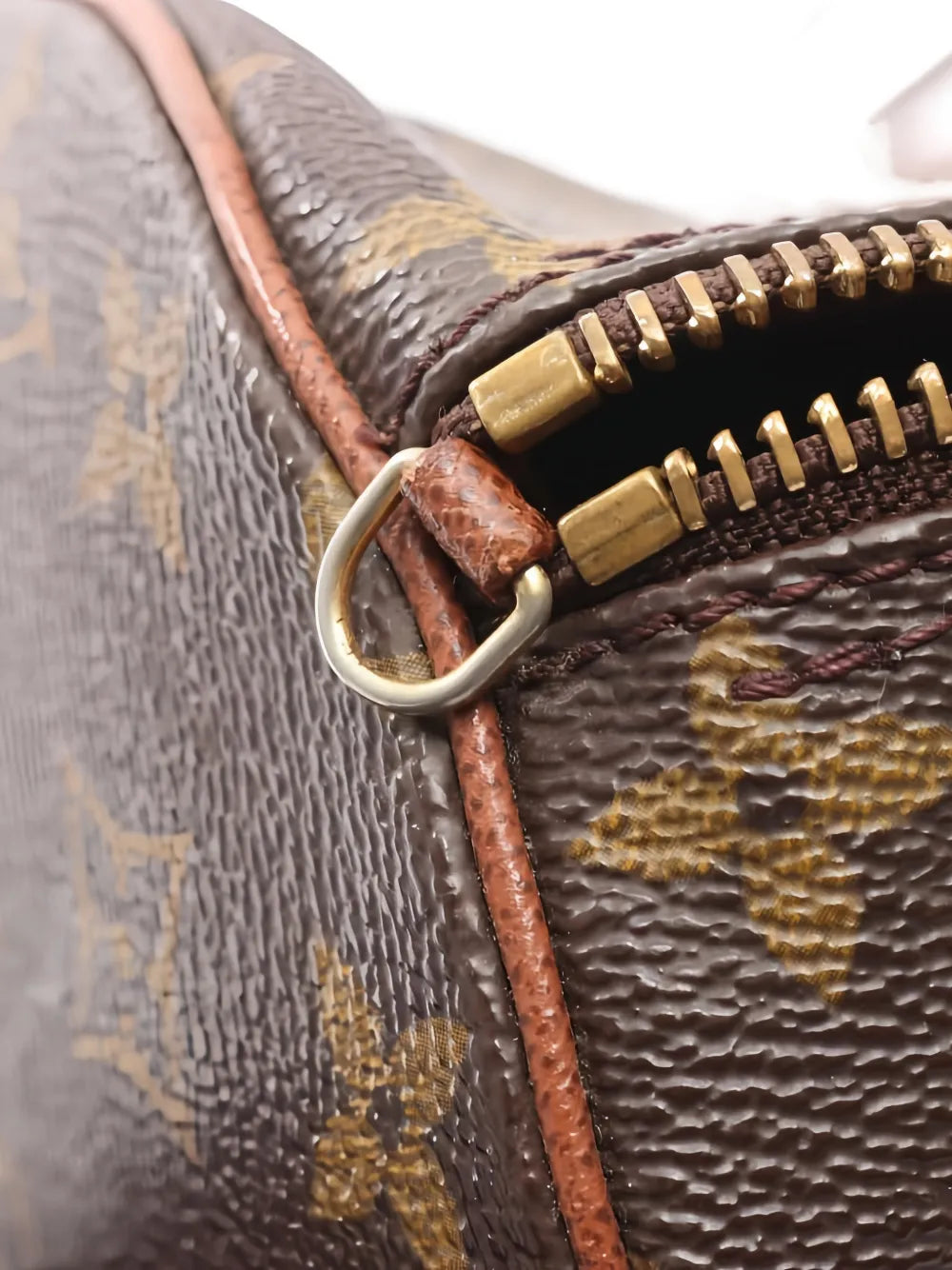 Louis Vuitton Pre Owned 1999 30 Papillon Monogram Shoulder Bag — Same as shown — Size One Size — Top View