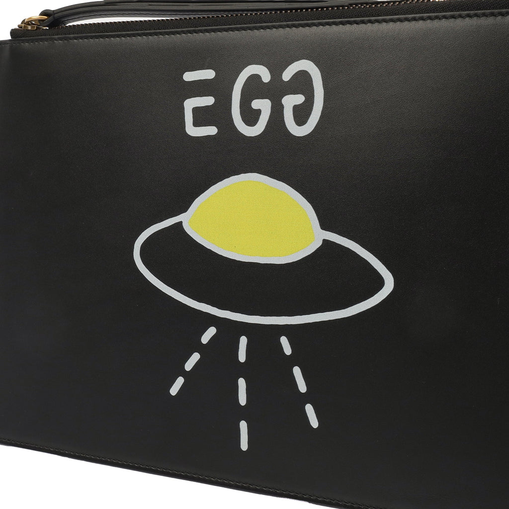Gucci Clutch Clutch in Black, Leather — Lifestyle View