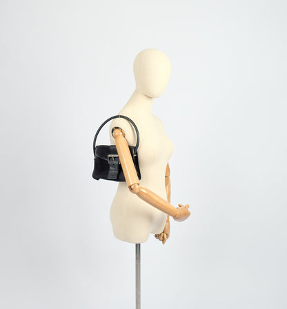 Mulberry Shoulder Bag Vintage Shoulder Bag in Black, Fabric — Side View