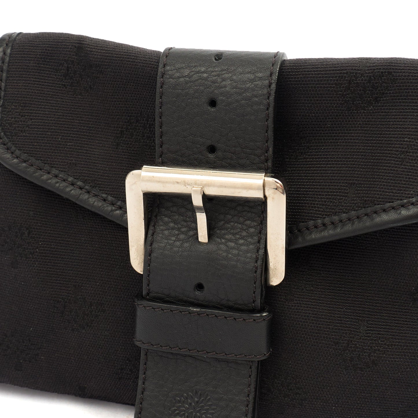 Mulberry Shoulder Bag Vintage Shoulder Bag in Black, Fabric — Lifestyle View