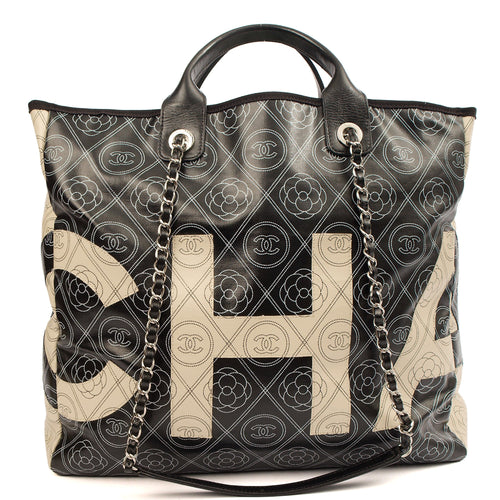 **RUNWAY PIECE** Chanel Camelia Shopping Tote in Calfskin Leather — Front View