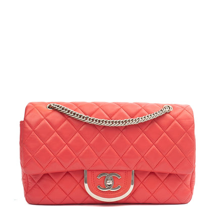 Chanel Shoulder Bag Flap Bag in Red, Leather — Alternate View 12