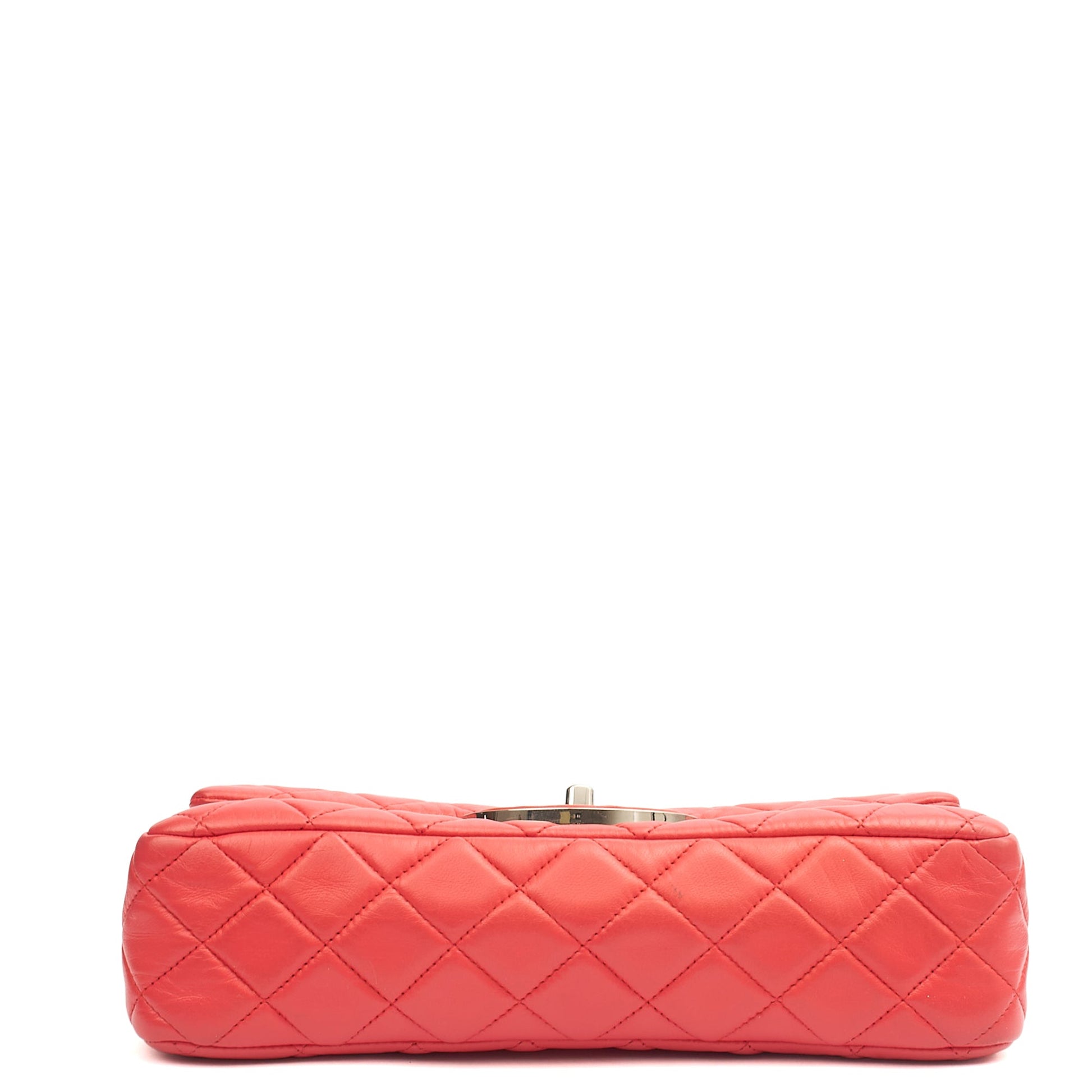 Chanel Shoulder Bag Flap Bag in Red, Leather — Alternate View 26
