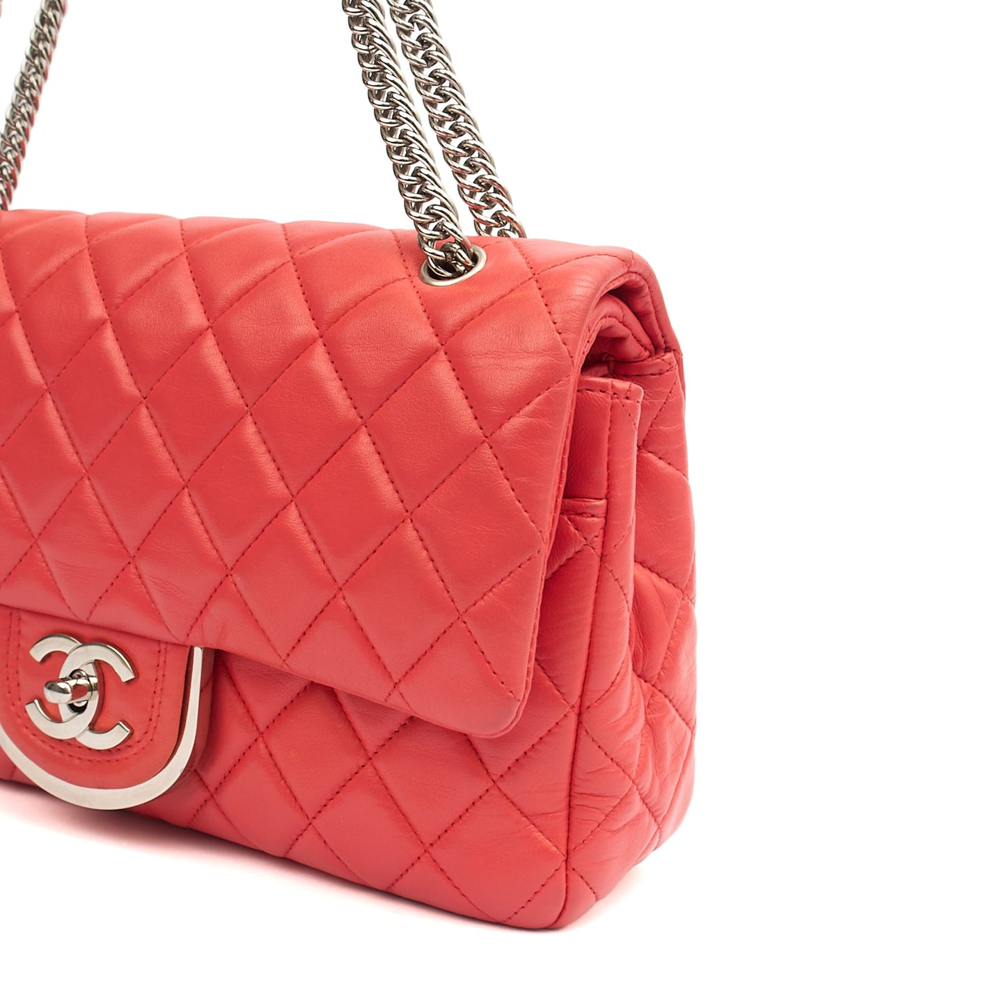 Chanel Shoulder Bag Flap Bag in Red, Leather — Alternate View 19