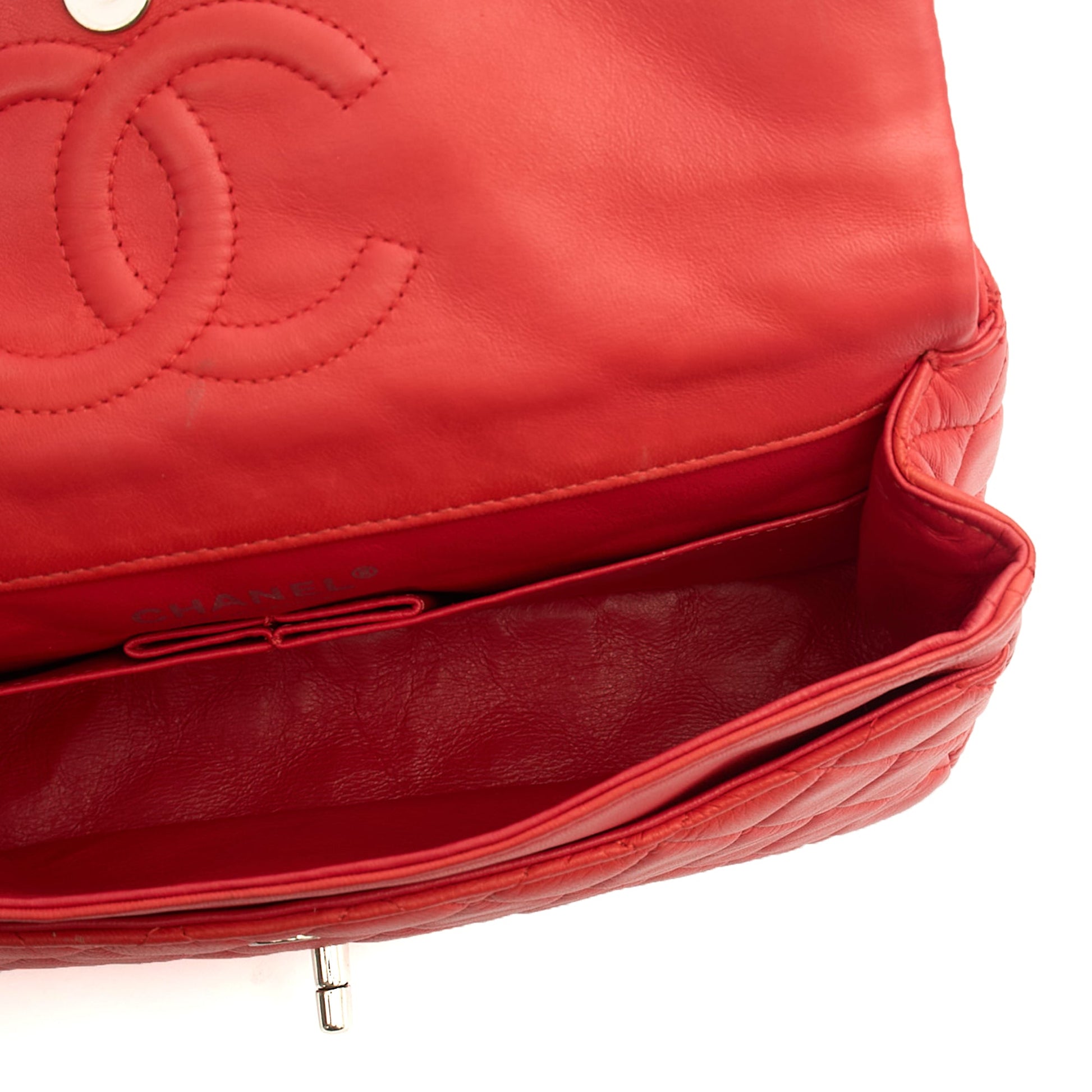 Chanel Shoulder Bag Flap Bag in Red, Leather — Alternate View 11