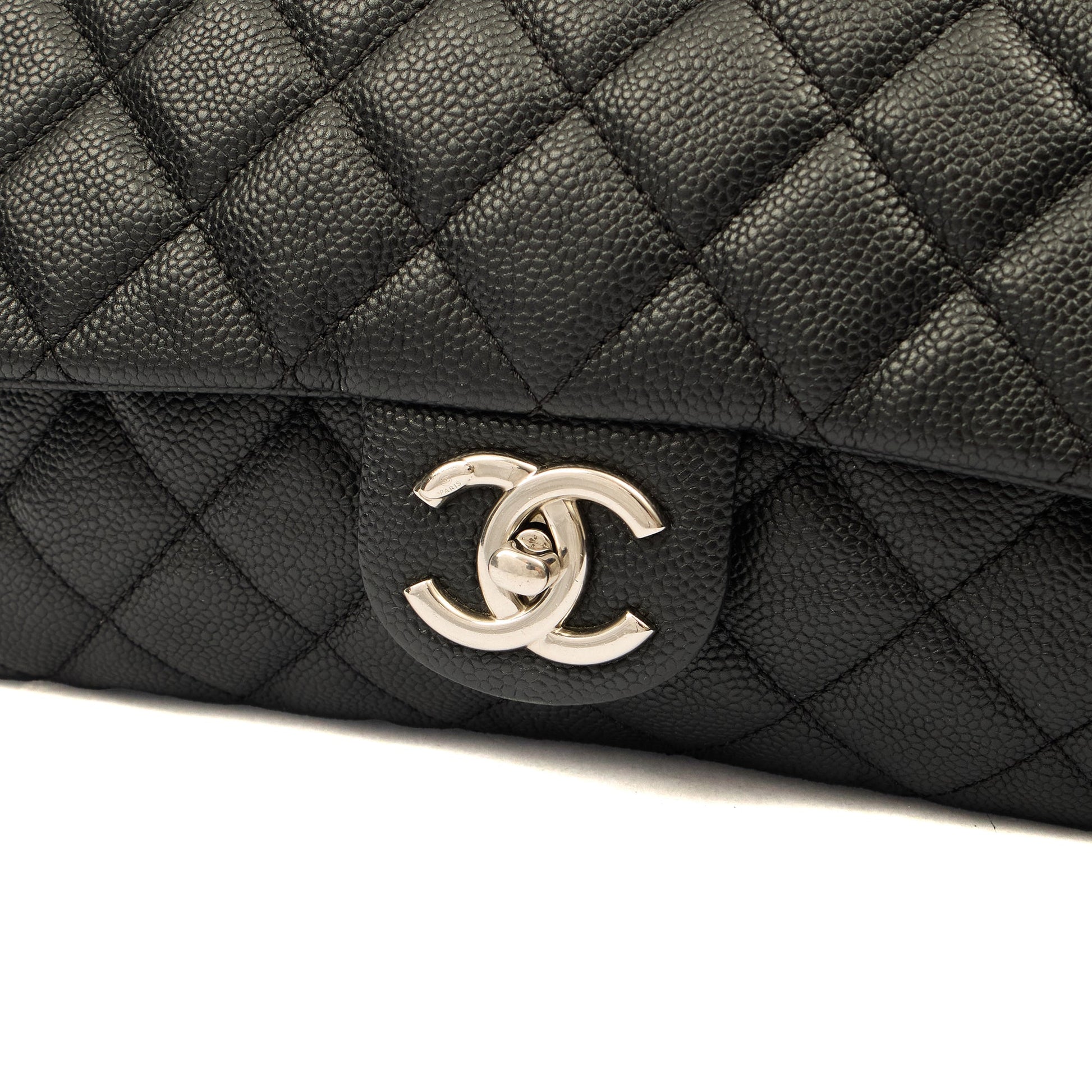 Chanel Shoulder Bag Flap Bag in Black, Caviar Leather — Alternate View 15
