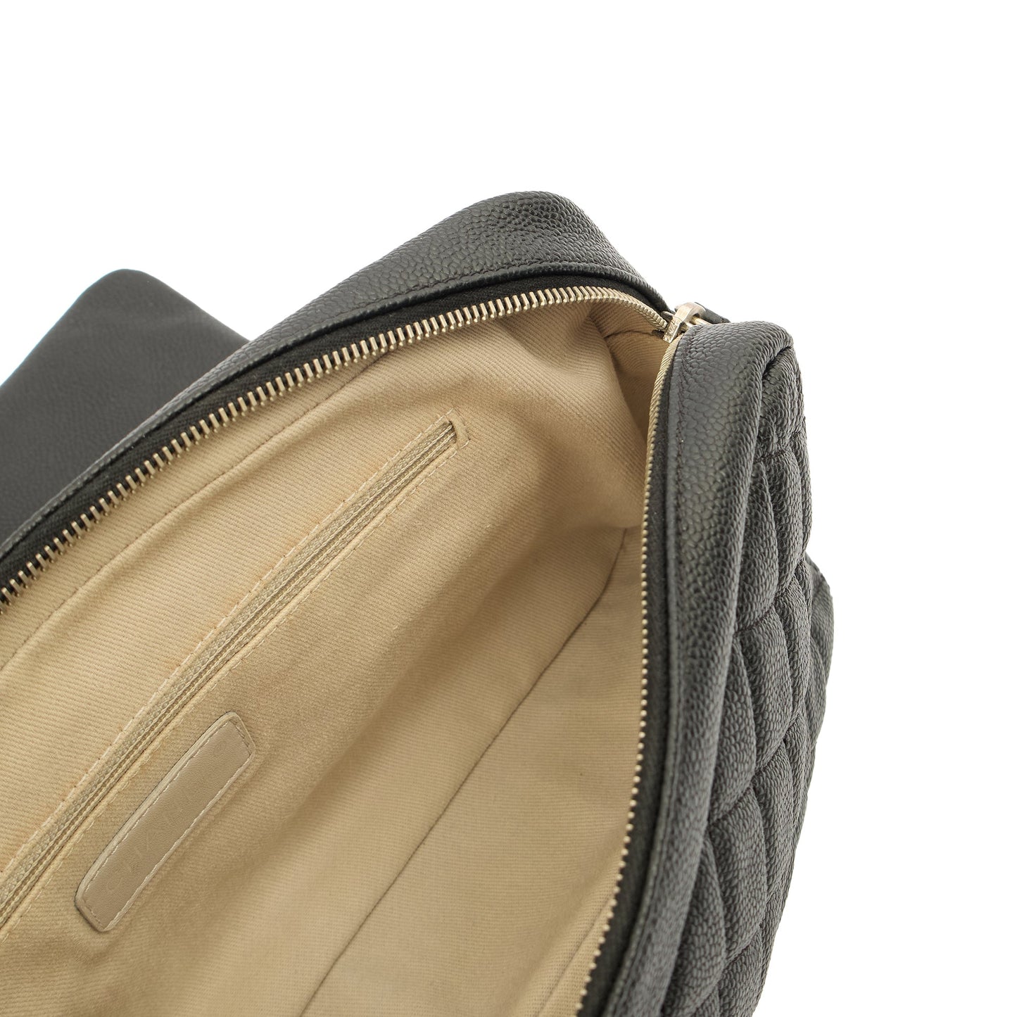 Chanel Shoulder Bag Flap Bag in Black, Caviar Leather — Alternate View 27