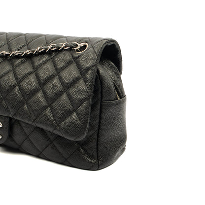 Chanel Shoulder Bag Flap Bag in Black, Caviar Leather — Alternate View 23
