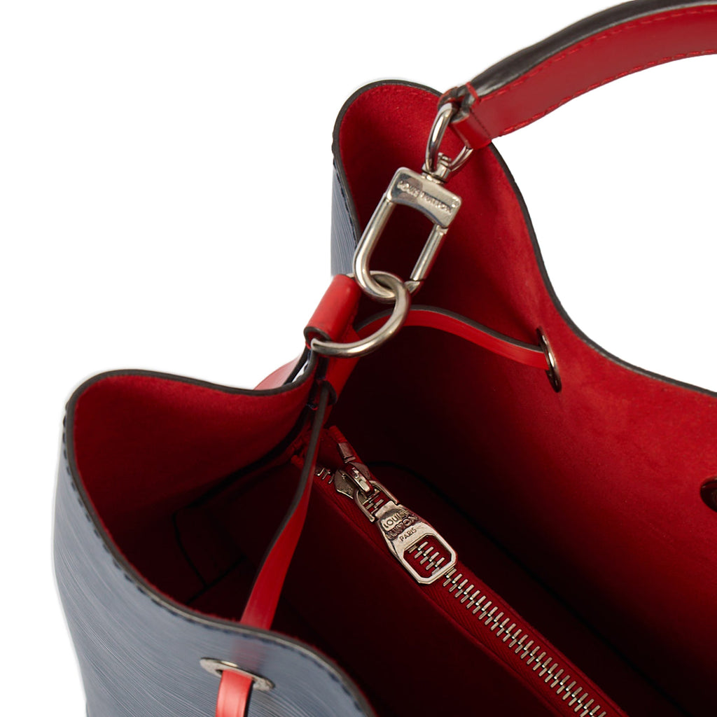 Louis Vuitton Bucket Bag Noe in Blue , 35nis Leather — Lifestyle View