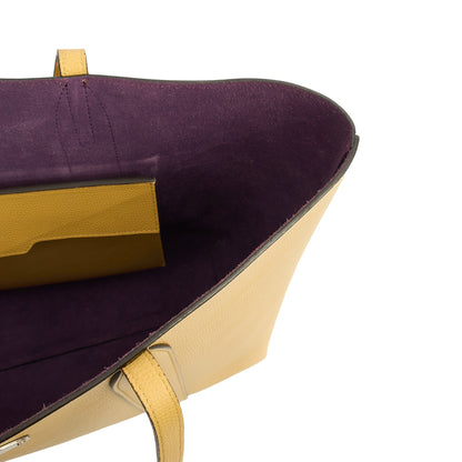 Mulberry Tote Bayswater Tote in Citrus Yellow, Calfskin Leather — Detail View