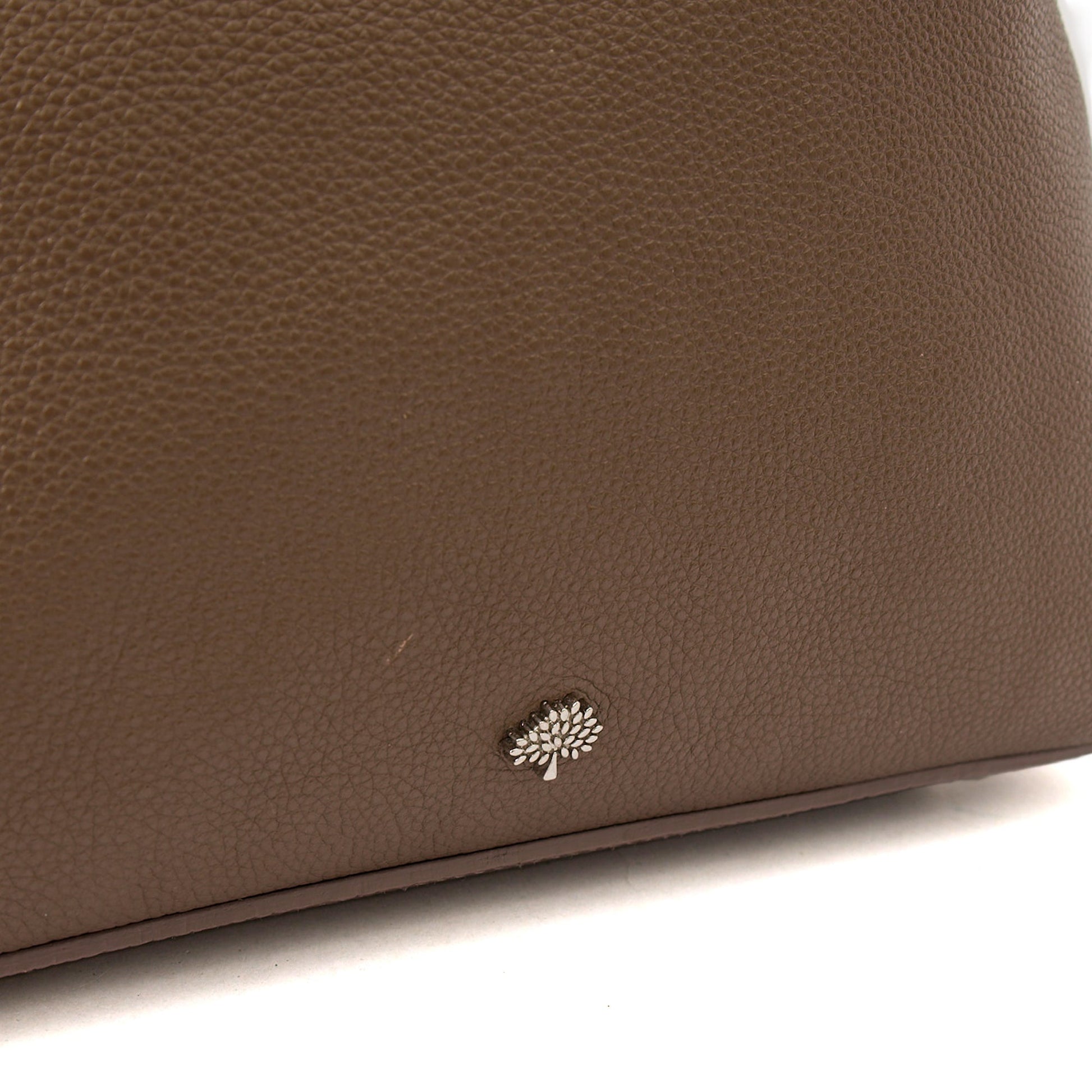 Mulberry Tote Alice  in Taupe, Calfskin Leather — Lifestyle View