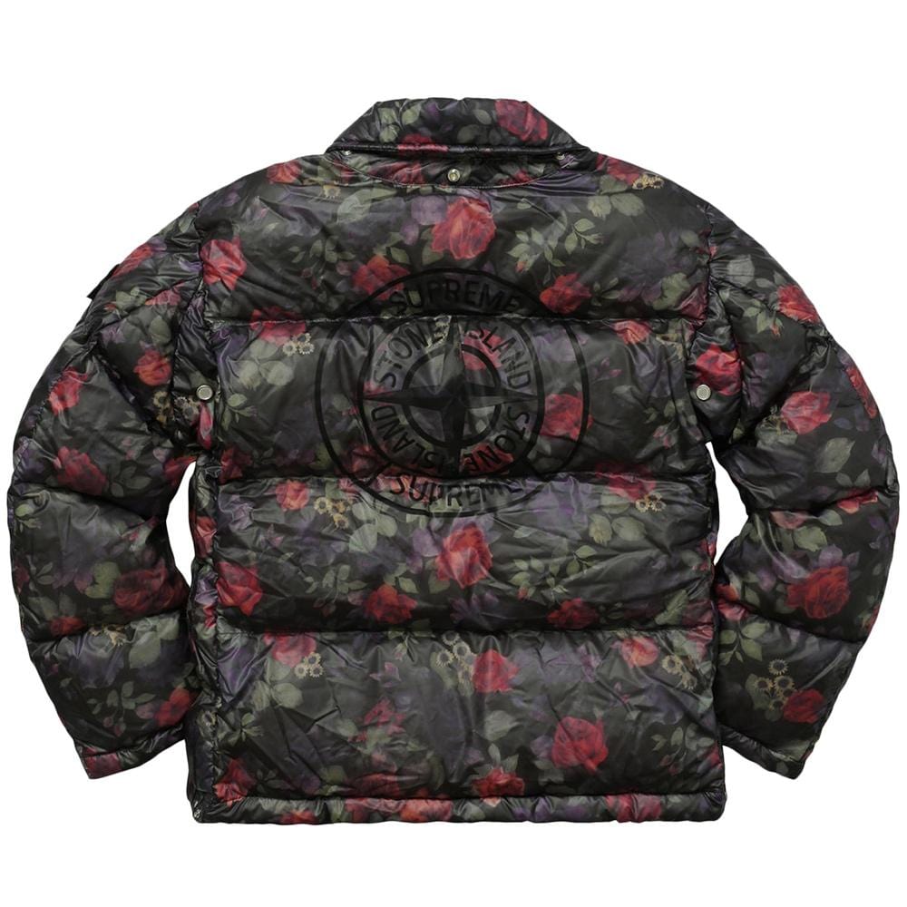 STONE ISLAND FOR SUPREME LAMY COVER Down Jacket in Black — XXS — Lifestyle View