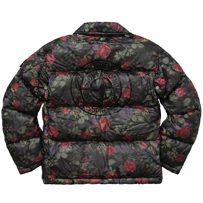 STONE ISLAND FOR SUPREME LAMY COVER Down Jacket in Black — XXS — Lifestyle View
