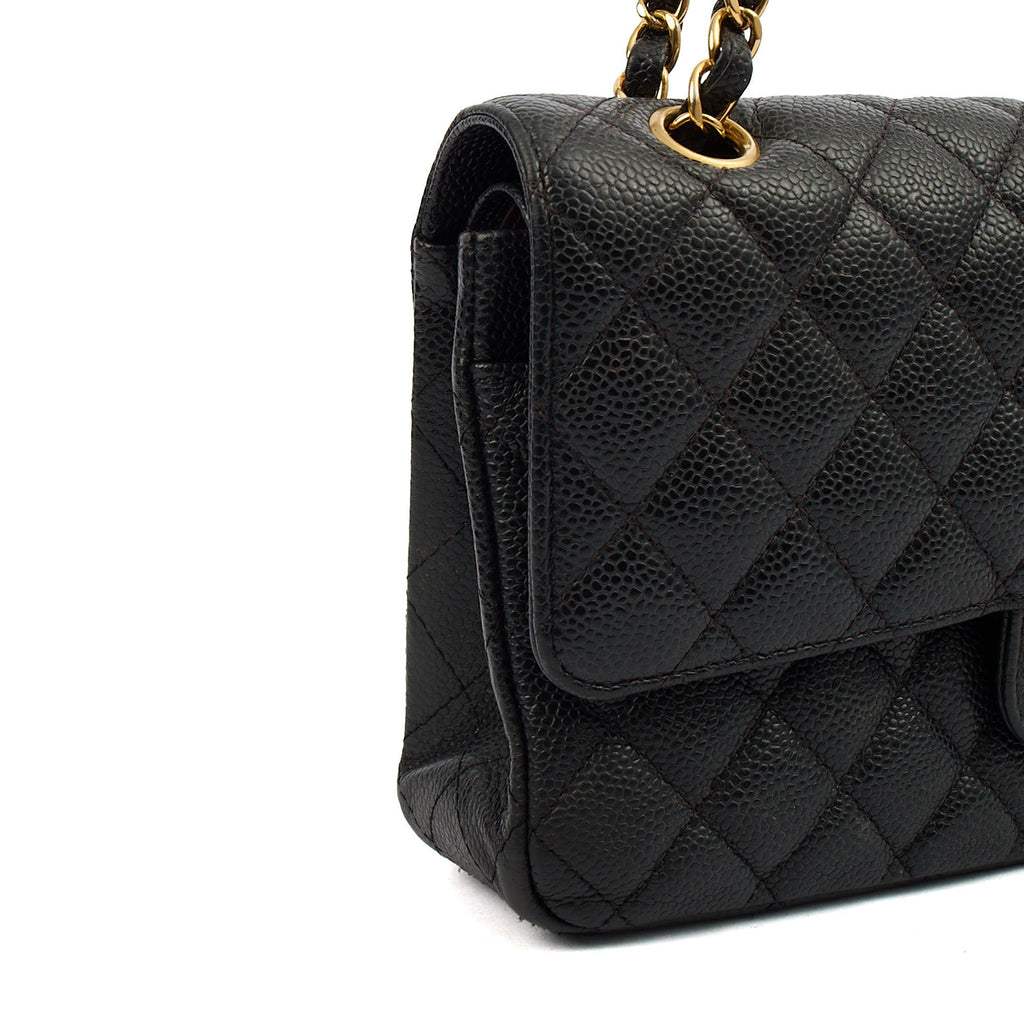 Chanel Shoulder Bag Classic Double Flap - Medium in Black, Leather — Alternate View 8