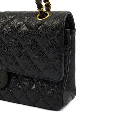 Chanel Shoulder Bag Classic Double Flap - Medium in Black, Leather — Alternate View 7