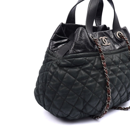 Chanel Shoulder Bag Bubble Tote in Green, Nubuck — Alternate View 15