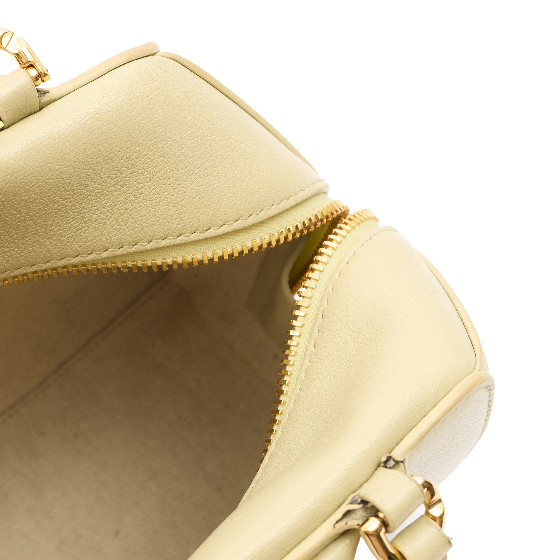 Givenchy Mini Bag Antigona Mini Cube in Green, Leather — Alternate View 14