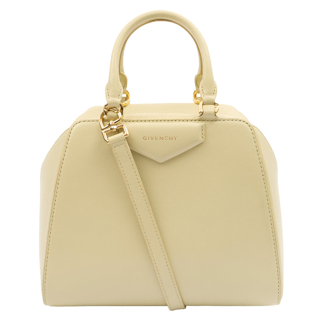 Givenchy Mini Bag Antigona Mini Cube in Green, Leather — Front View