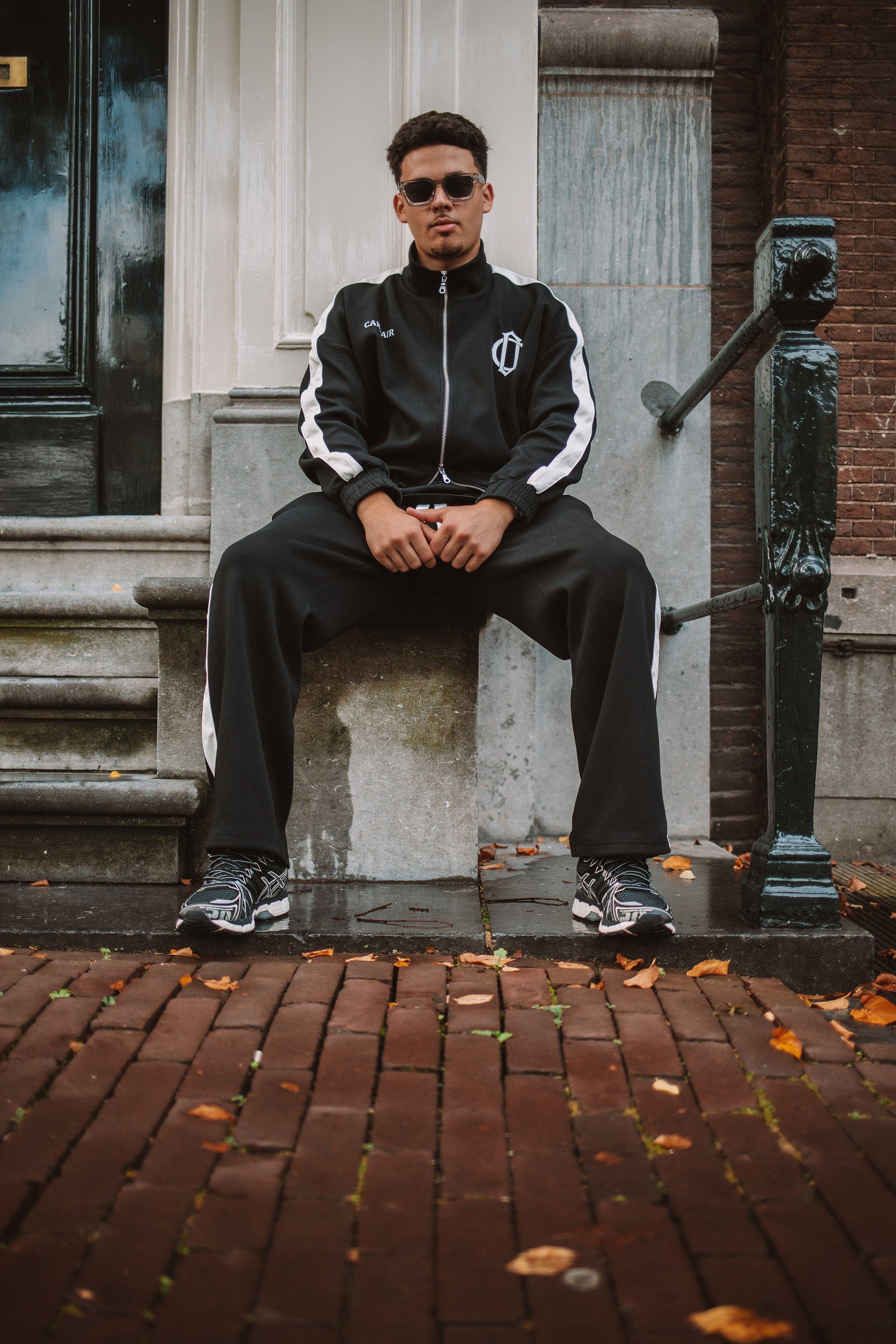 Cardair Club Emblem Track Pants - Black — XS — Detail View