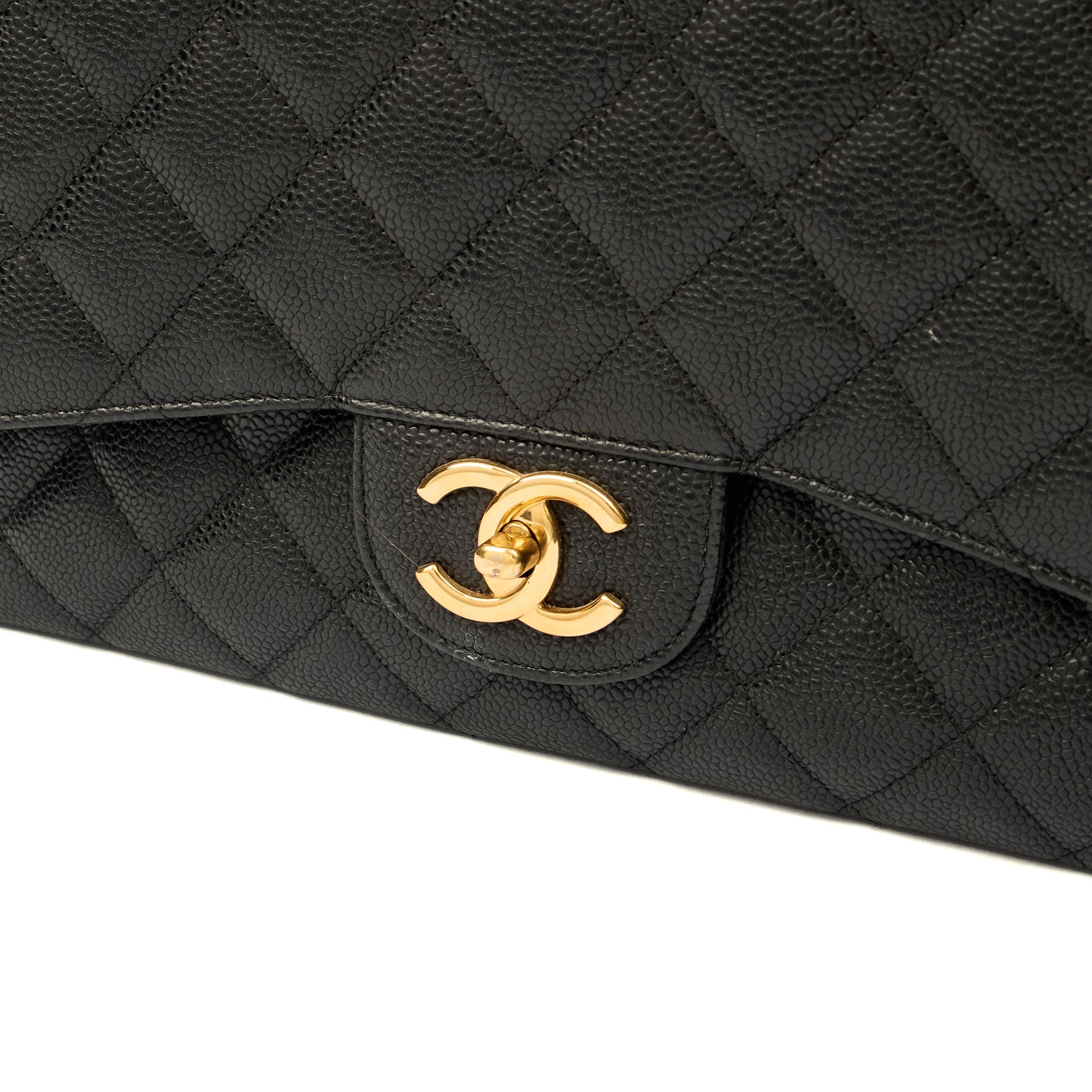 Chanel Classic - Maxi in Black, Caviar Leather — Alternate View 15