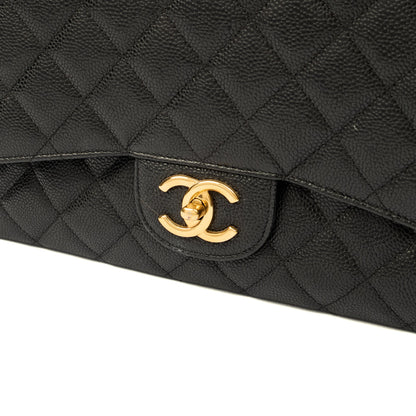 Chanel Classic - Maxi in Black, Caviar Leather — Alternate View 15