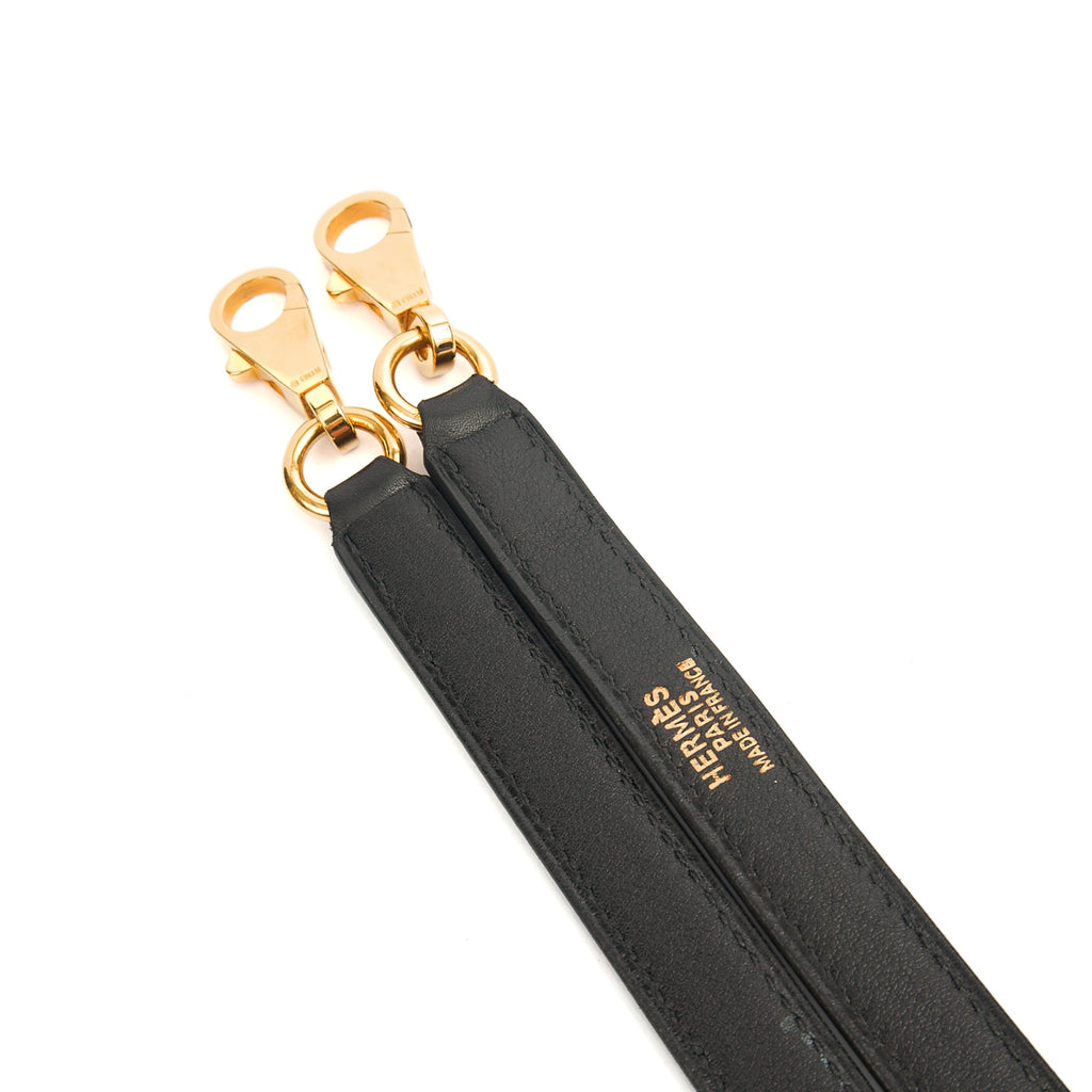 Hermes Kelly 32 in Black, Swift Leather — Detail View