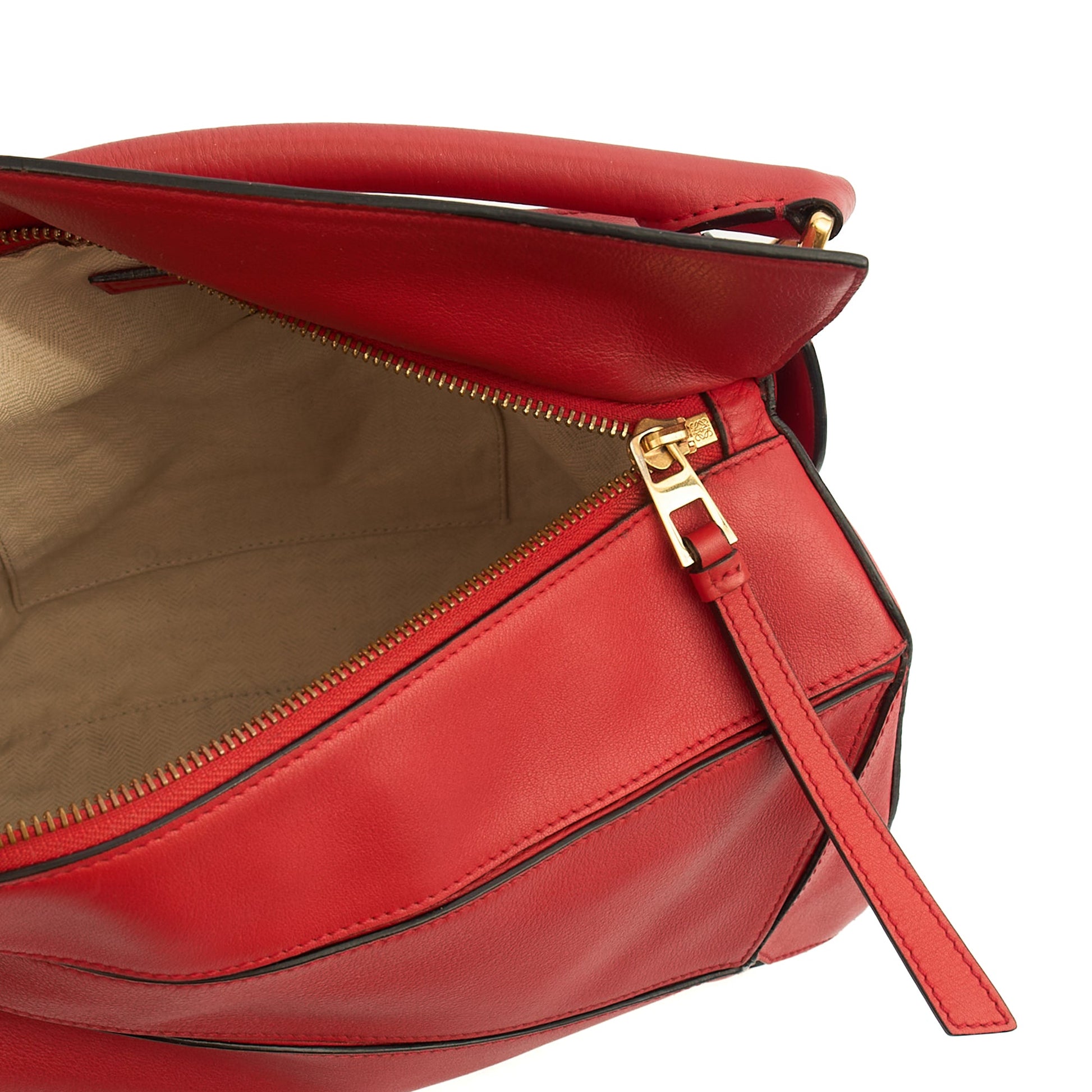 Loewe Cross Body Puzzle - Medium in Red, Leather — Alternate View 11